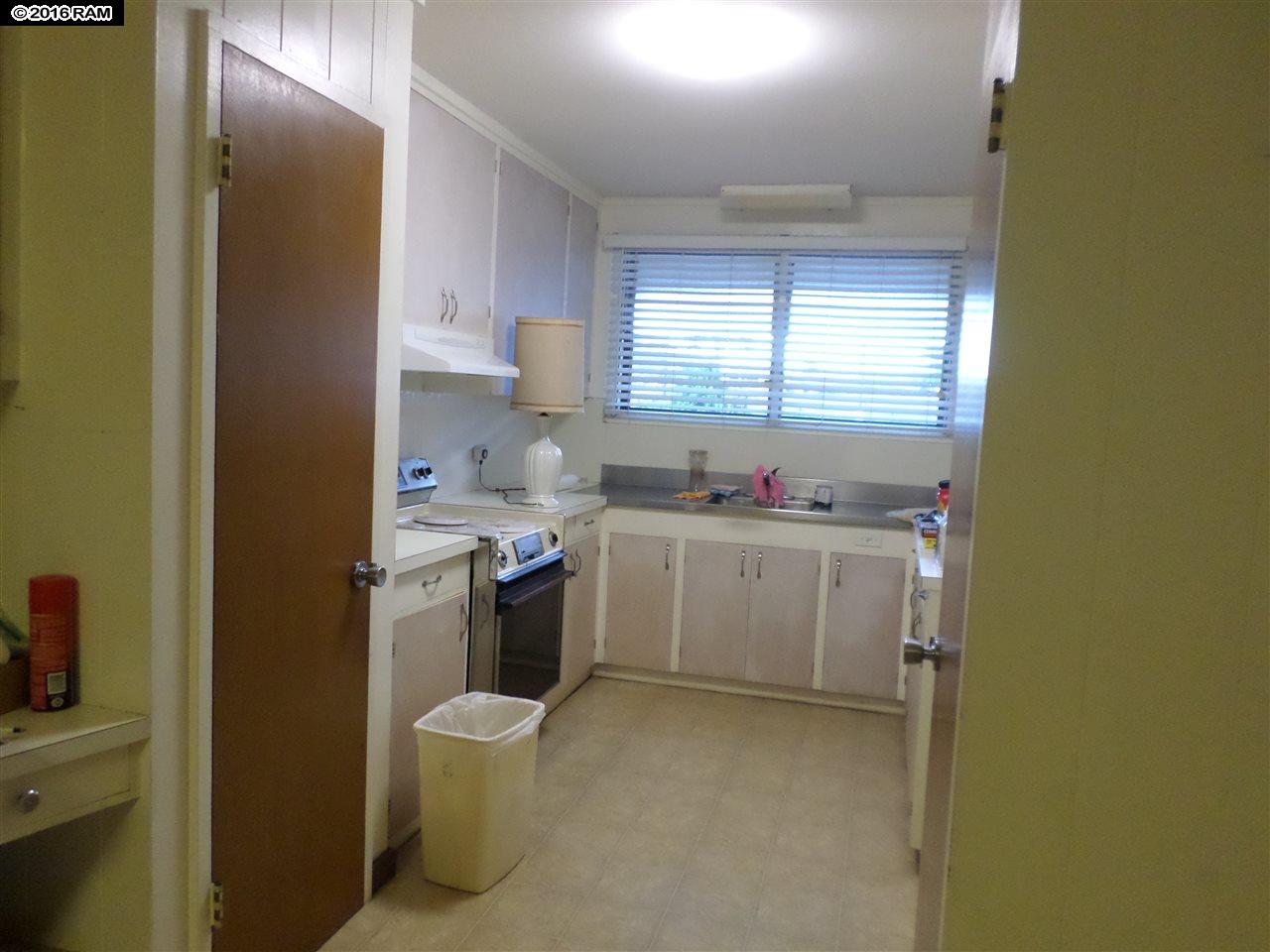 471  Laau St Maui High/ Kahului School, Kahului home - photo 7 of 27