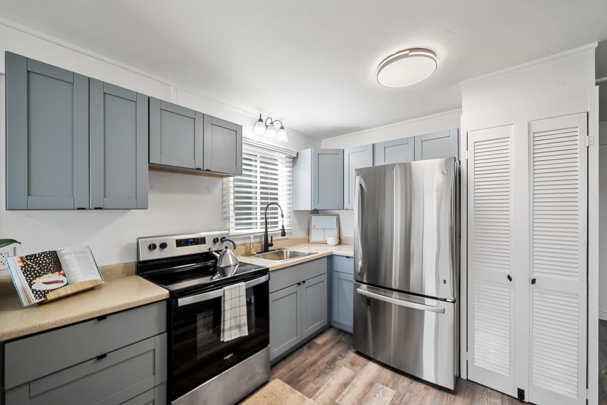 Puuone Gardens condo # 13, Wailuku, Hawaii - photo 9 of 30