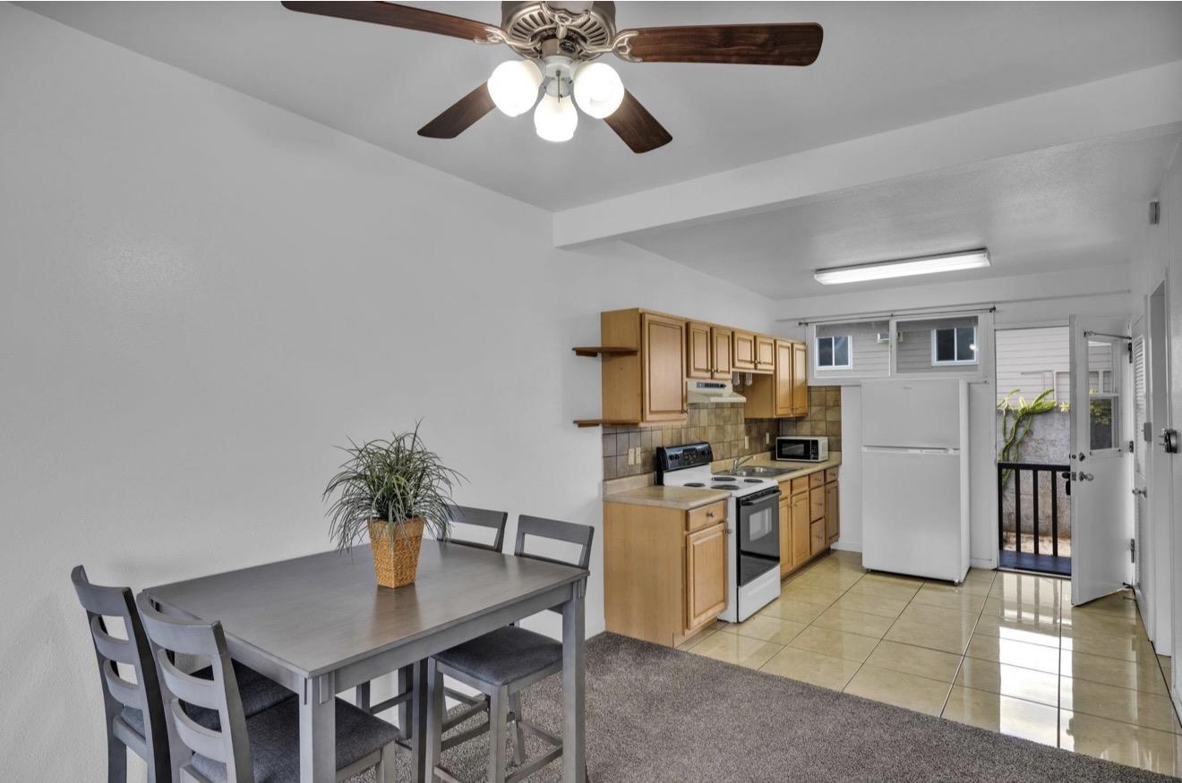 Puuone Gardens condo # 23, Wailuku, Hawaii - photo 2 of 18