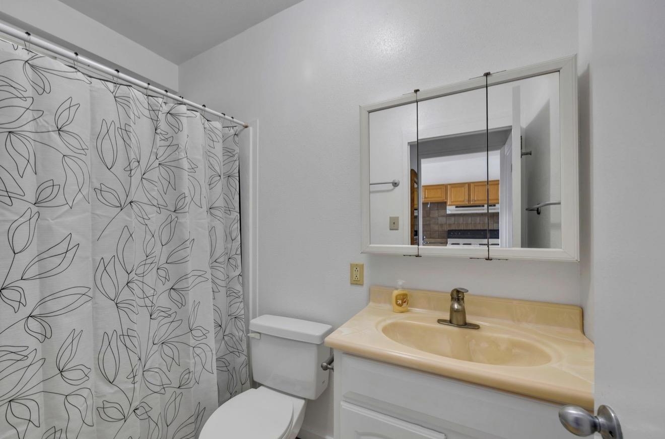 Puuone Gardens condo # 23, Wailuku, Hawaii - photo 9 of 18