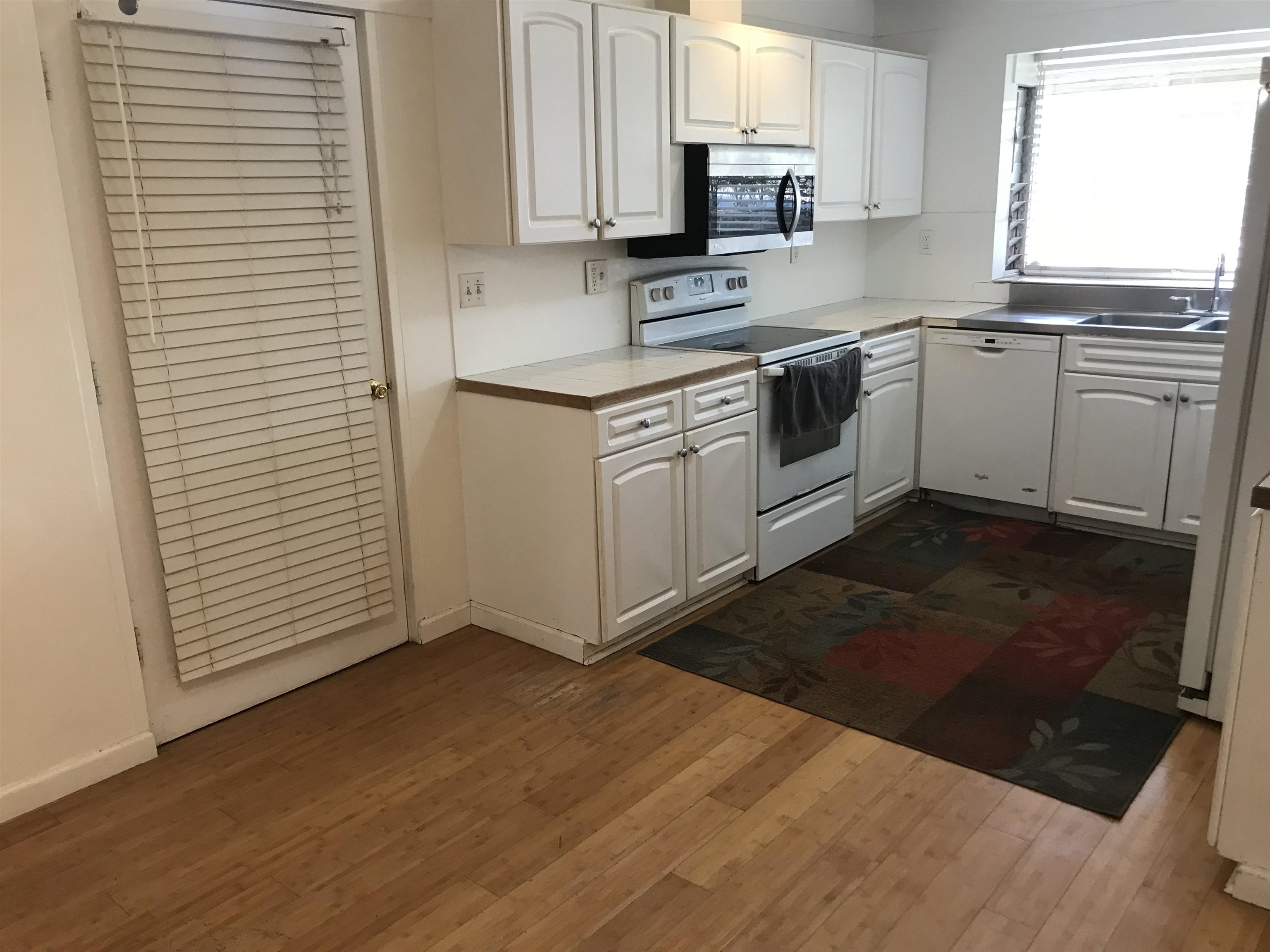 472  Kaiola Pl Kaiola Oceanside, Kihei home - photo 2 of 6