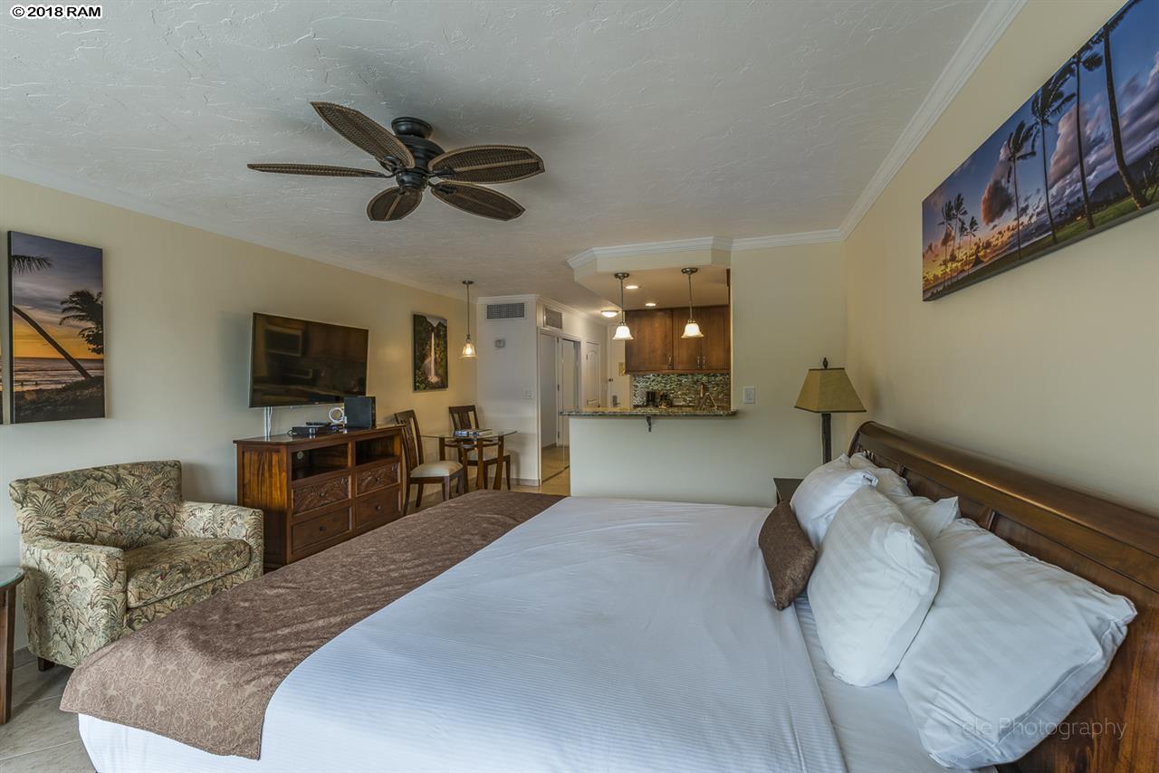 Lahaina Shores condo # 208, Lahaina, Hawaii - photo 14 of 30