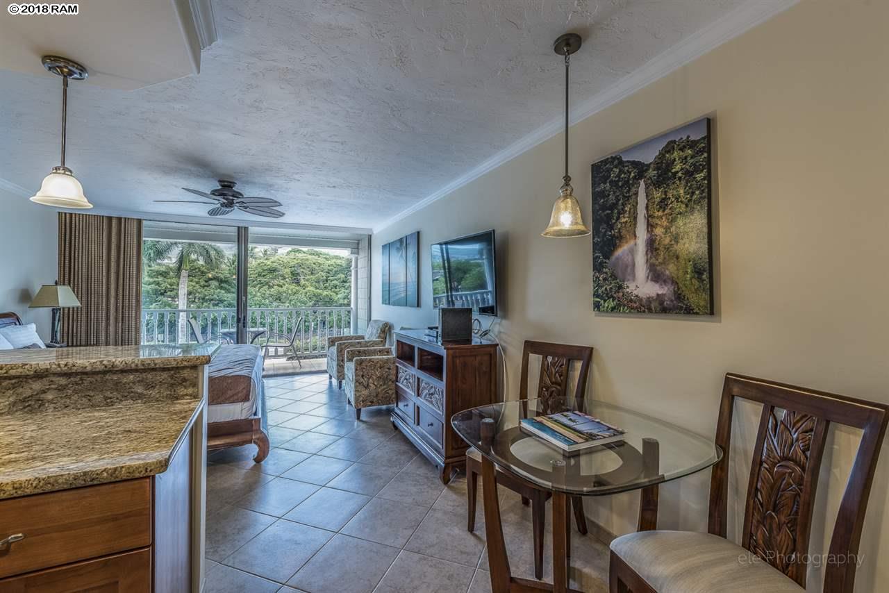 Lahaina Shores condo # 208, Lahaina, Hawaii - photo 3 of 30