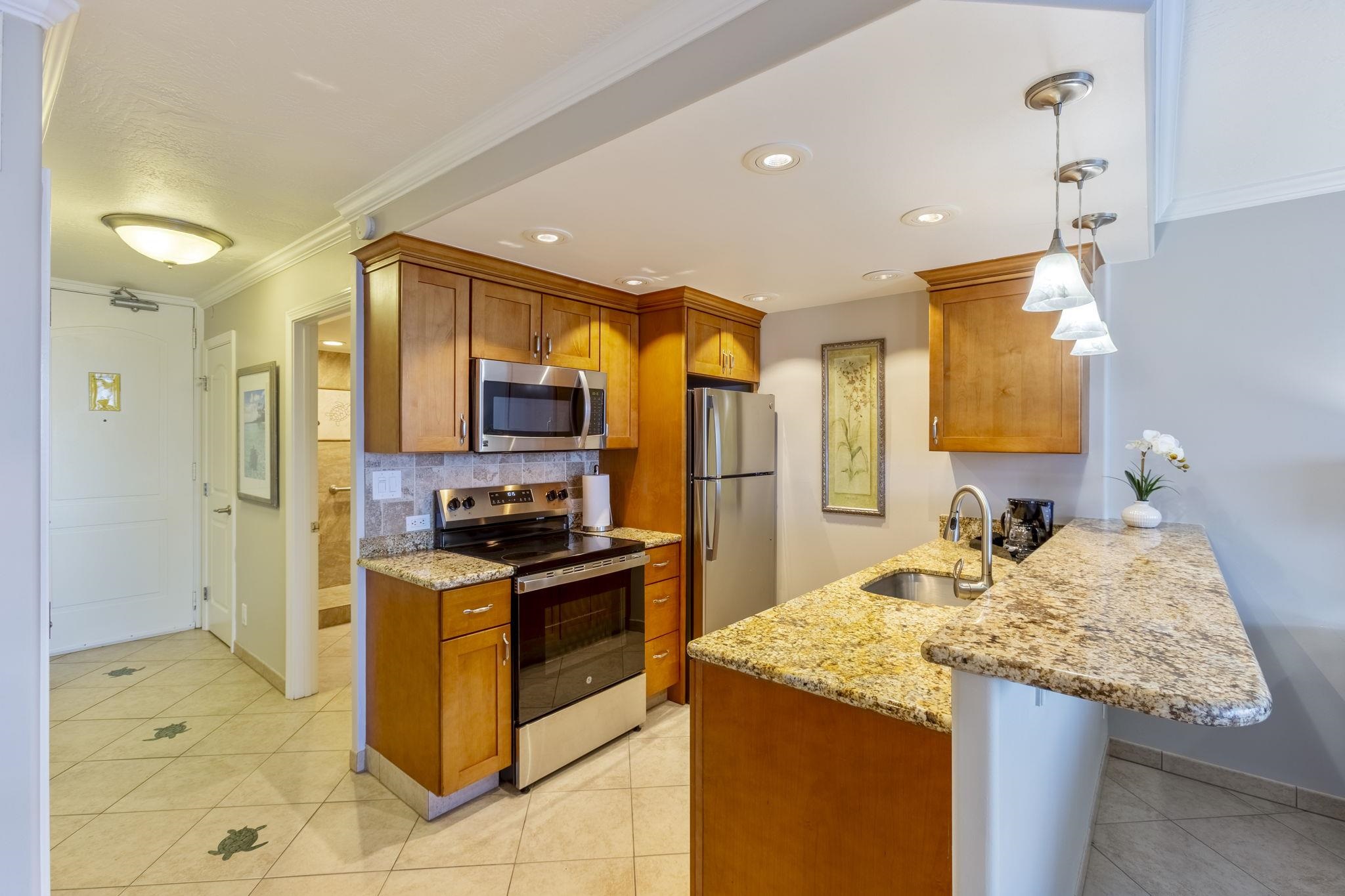 Lahaina Shores condo # 213, Lahaina, Hawaii - photo 12 of 30