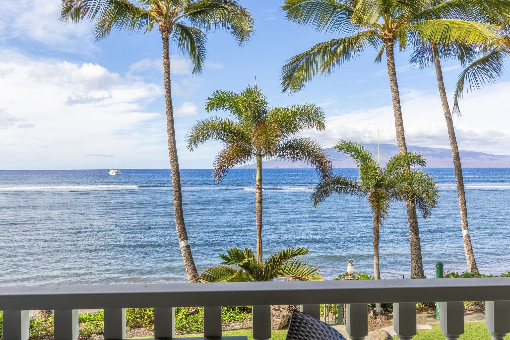 Lahaina Shores condo # 213, Lahaina, Hawaii - photo 4 of 30