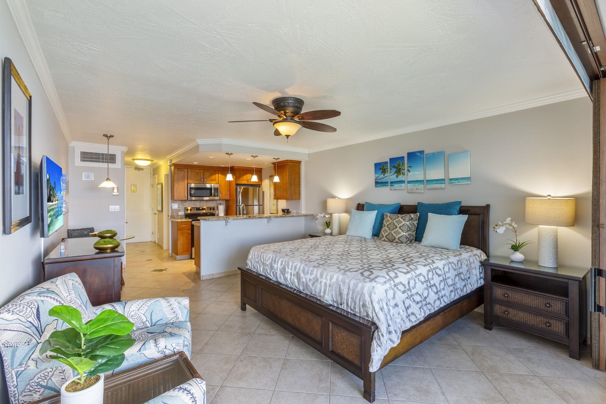 Lahaina Shores condo # 213, Lahaina, Hawaii - photo 7 of 30