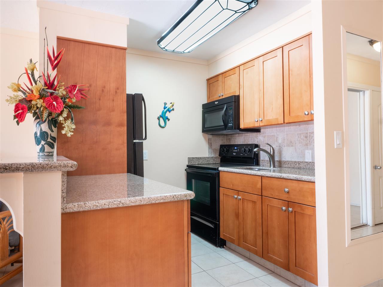 Lahaina Shores condo # 218, Lahaina, Hawaii - photo 6 of 21