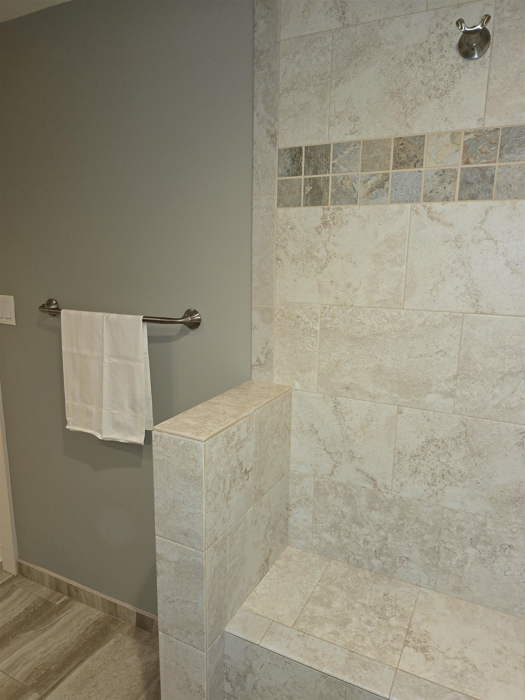 Lahaina Shores condo # 220, Lahaina, Hawaii - photo 17 of 23