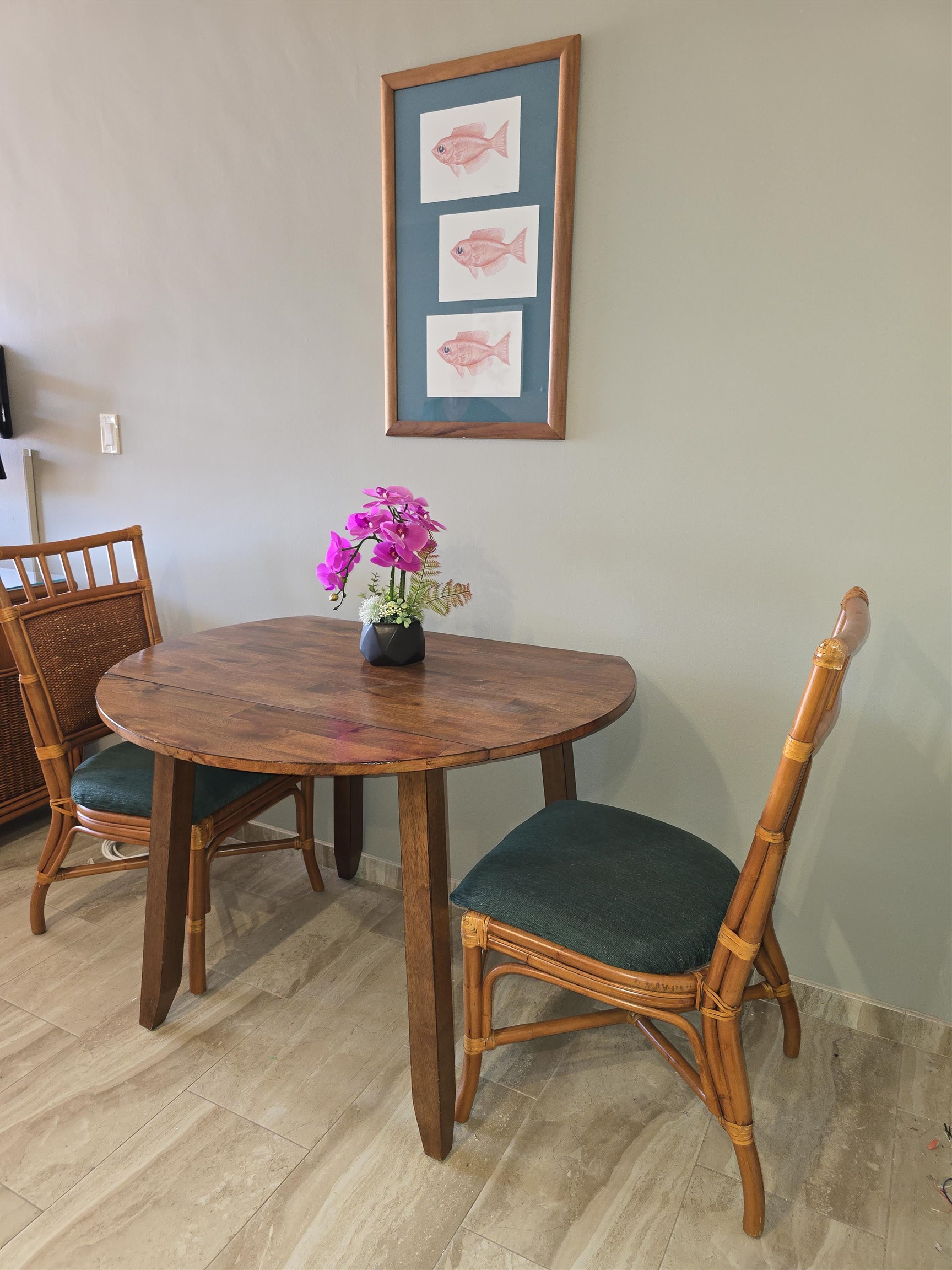 Lahaina Shores condo # 220, Lahaina, Hawaii - photo 9 of 23