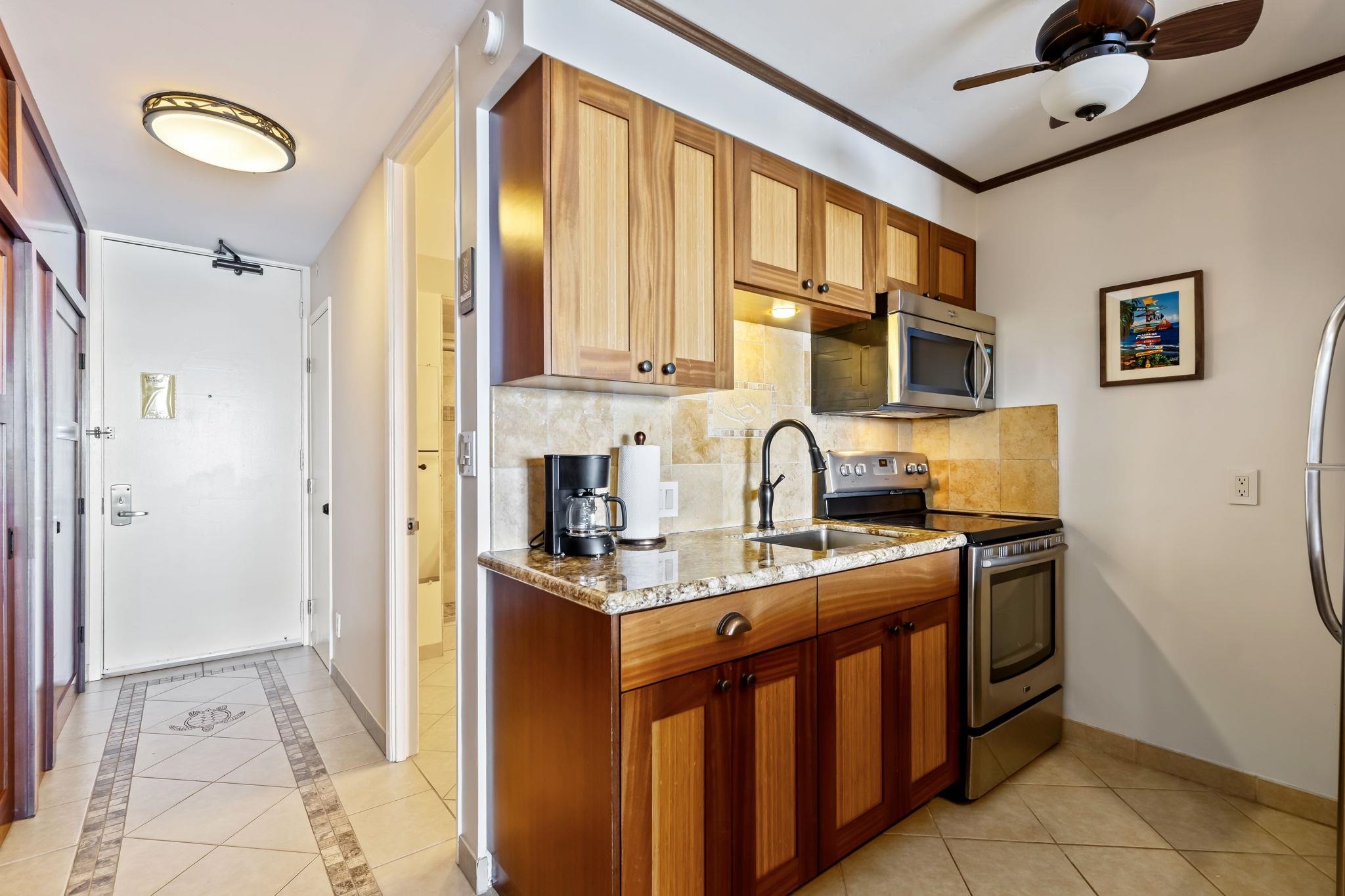 Lahaina Shores condo # 229, Lahaina, Hawaii - photo 16 of 30