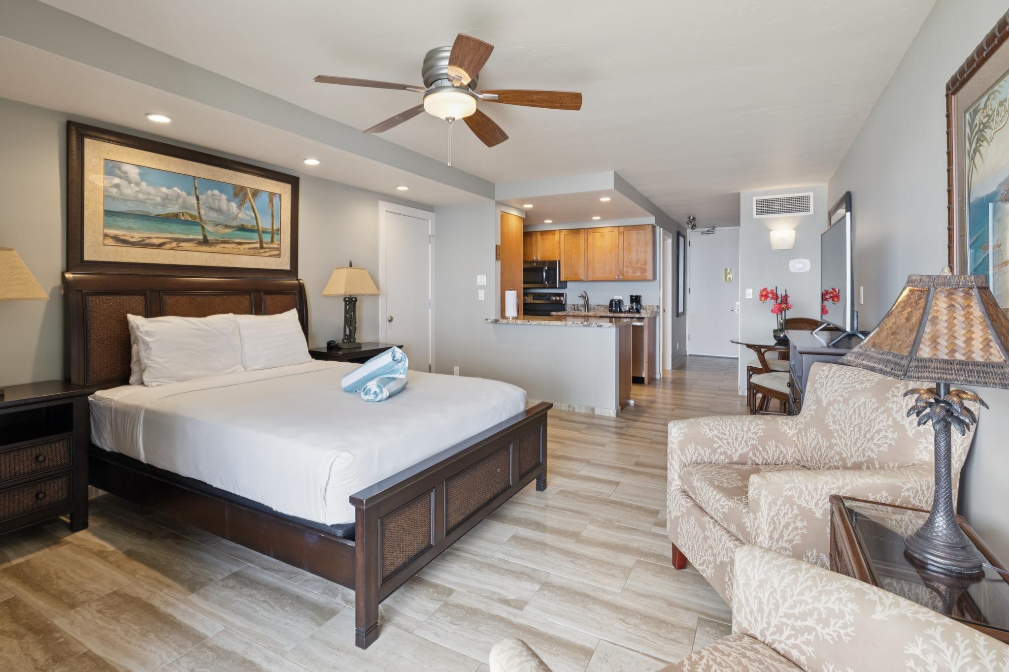 Lahaina Shores condo # 235, Lahaina, Hawaii - photo 3 of 33