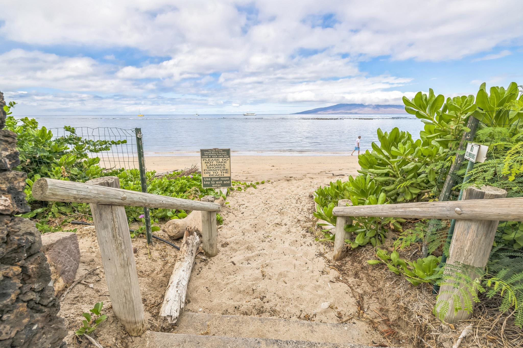 Lahaina Shores condo # 235, Lahaina, Hawaii - photo 27 of 33
