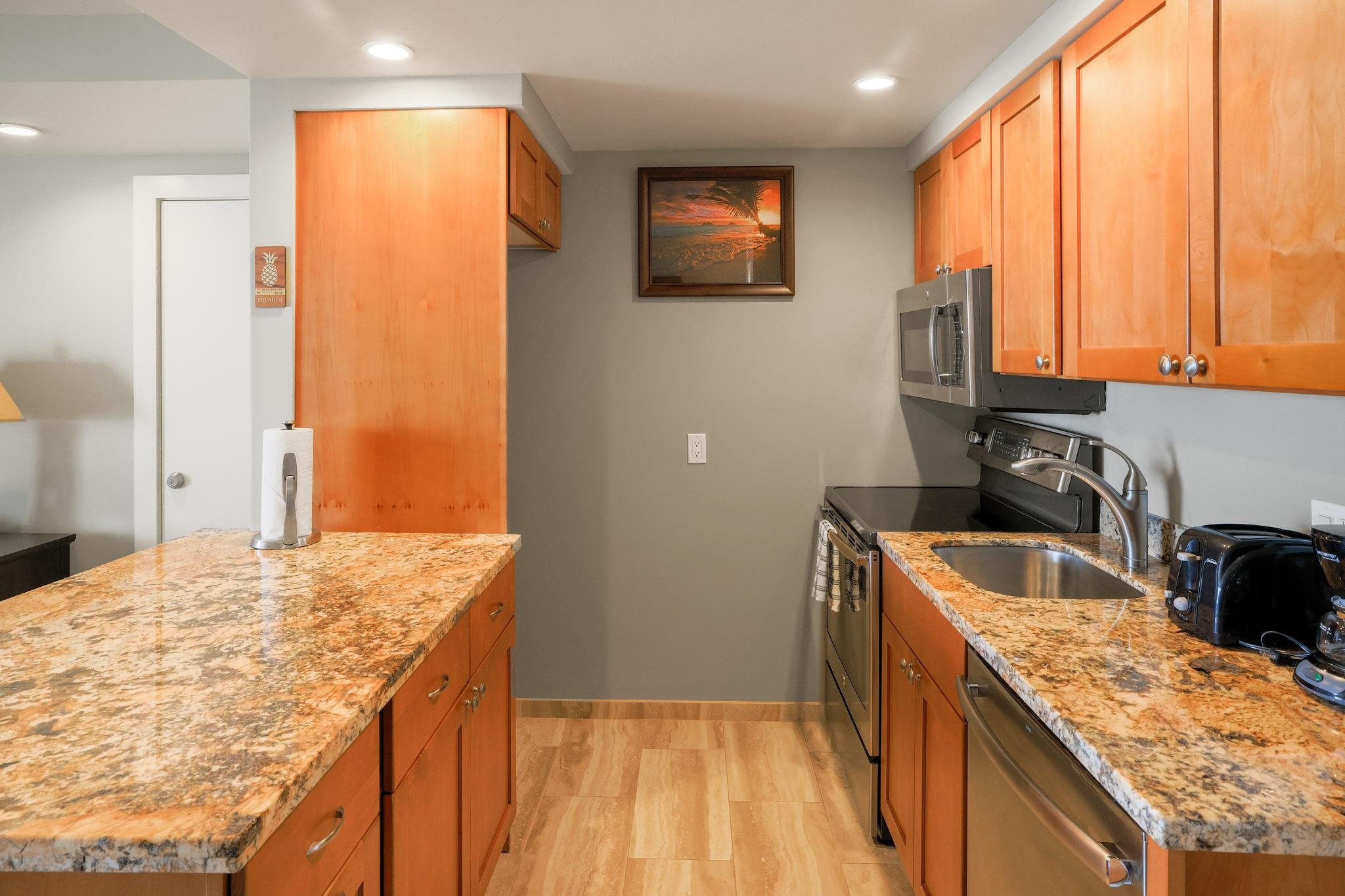 Lahaina Shores condo # 235, Lahaina, Hawaii - photo 5 of 33