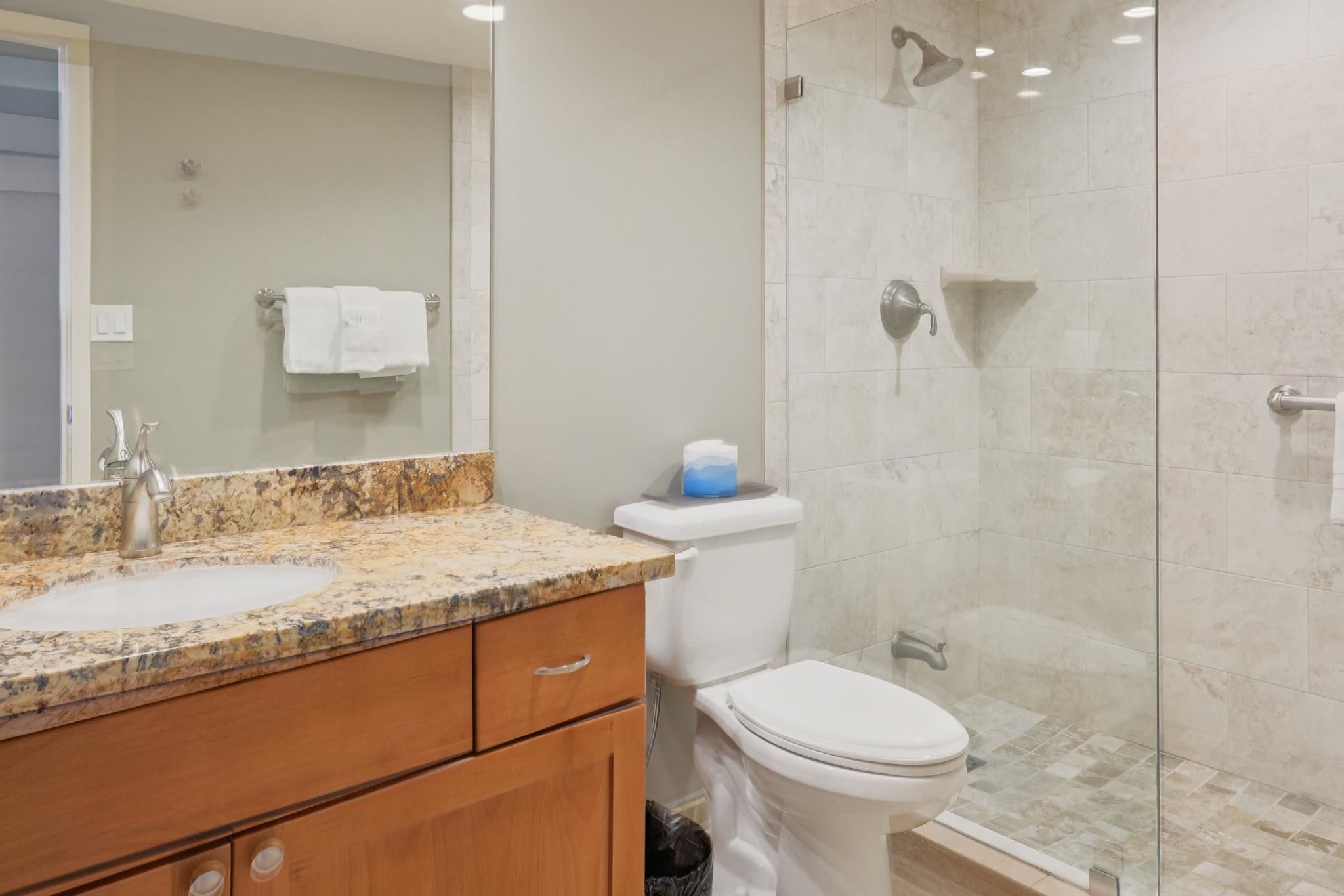 Lahaina Shores condo # 235, Lahaina, Hawaii - photo 8 of 33