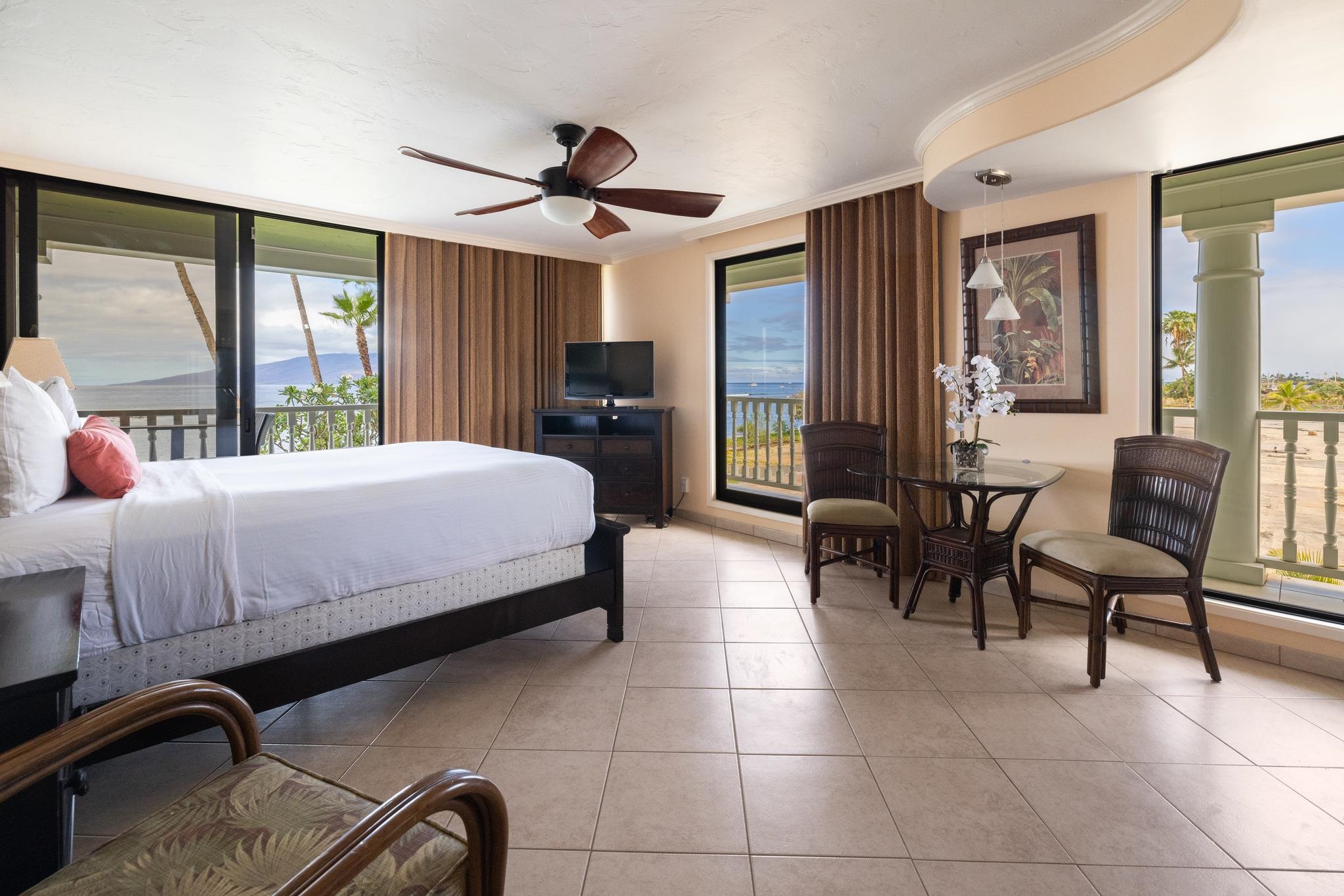 Lahaina Shores condo # 237, Lahaina, Hawaii - photo 3 of 33