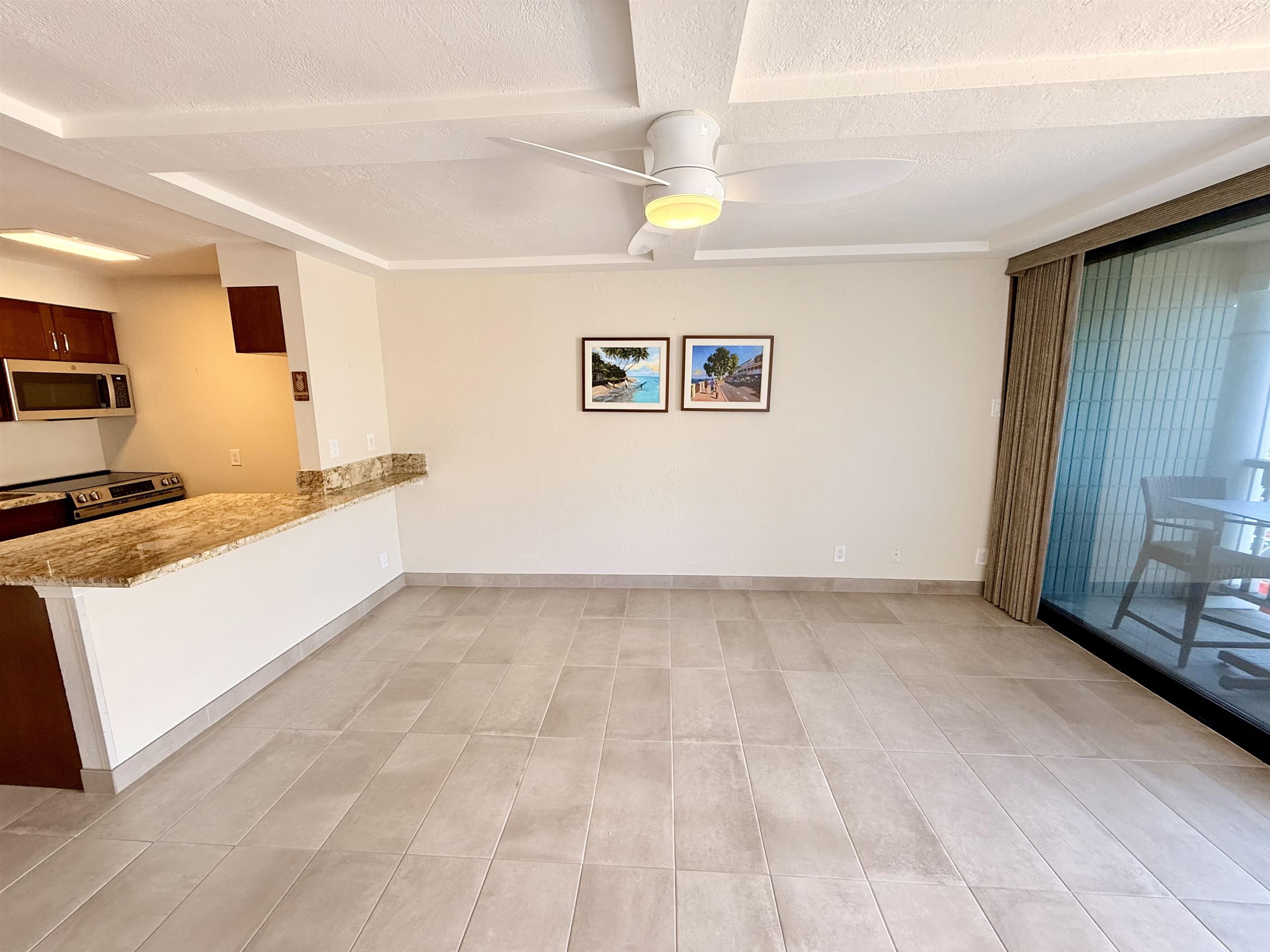 Lahaina Shores condo # 308, Lahaina, Hawaii - photo 11 of 40