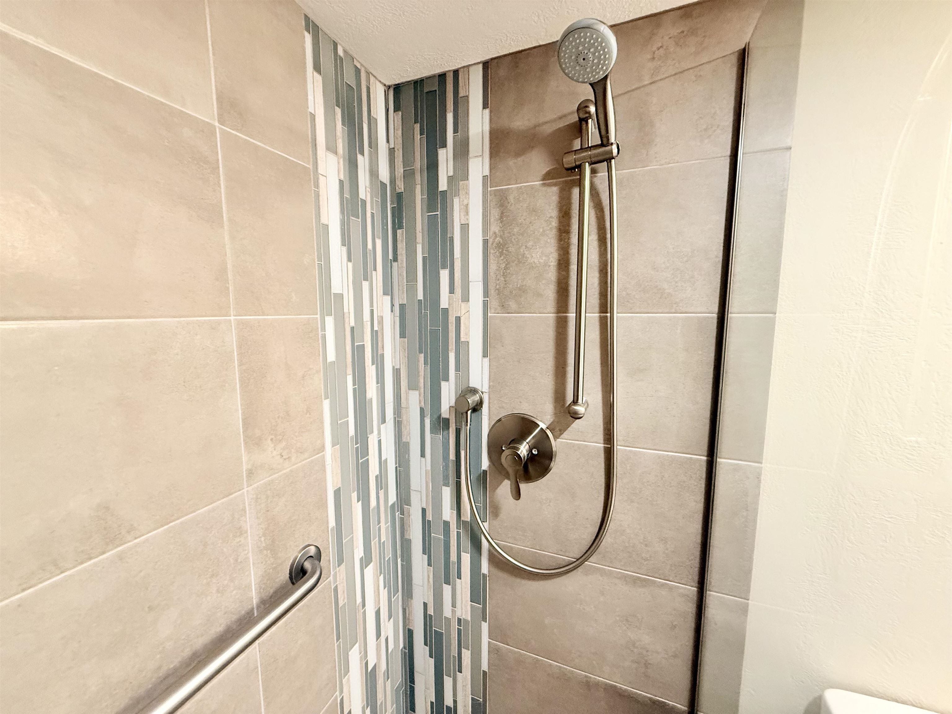 Lahaina Shores condo # 308, Lahaina, Hawaii - photo 19 of 40