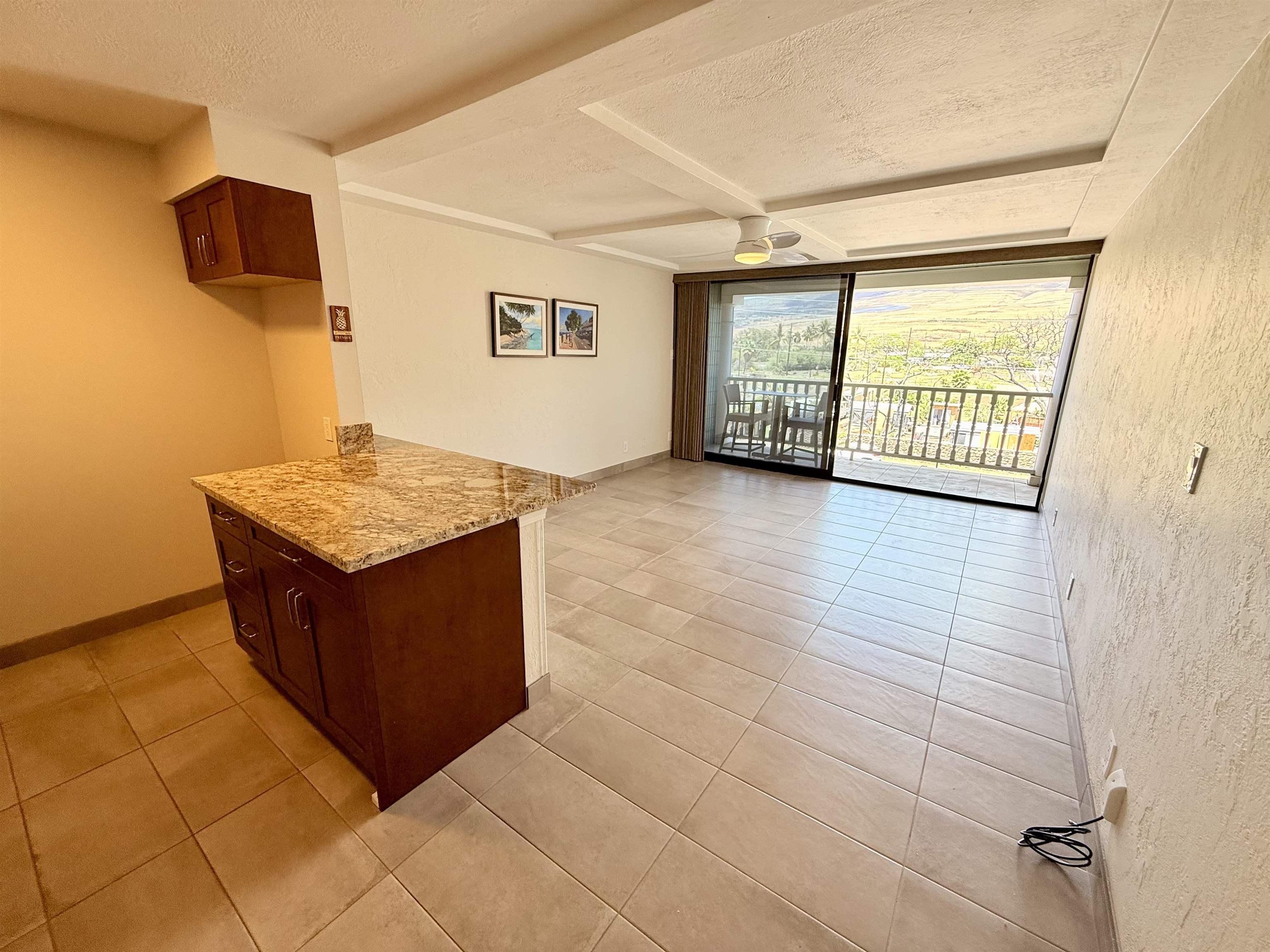 Lahaina Shores condo # 308, Lahaina, Hawaii - photo 7 of 40