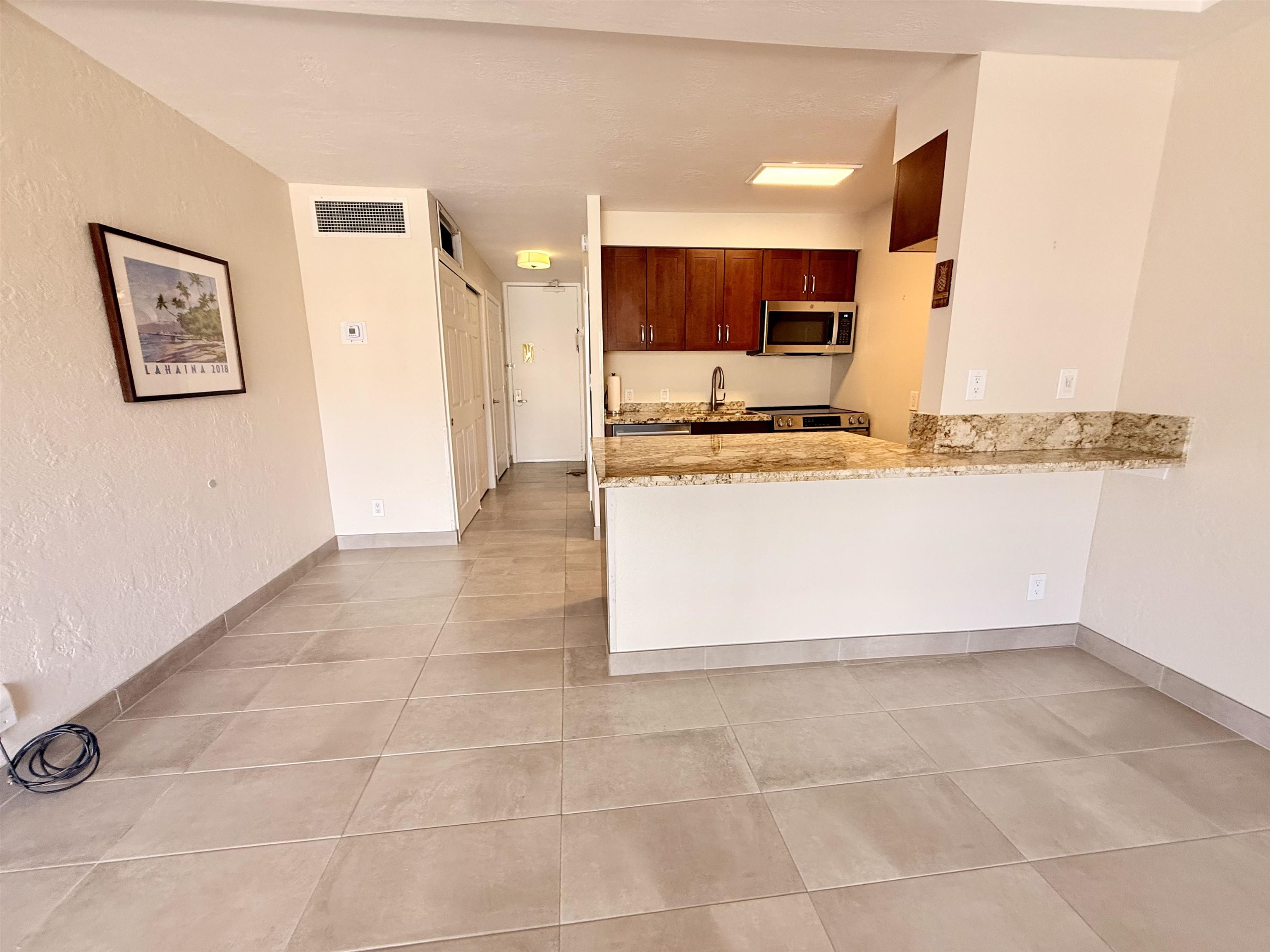 Lahaina Shores condo # 308, Lahaina, Hawaii - photo 10 of 40