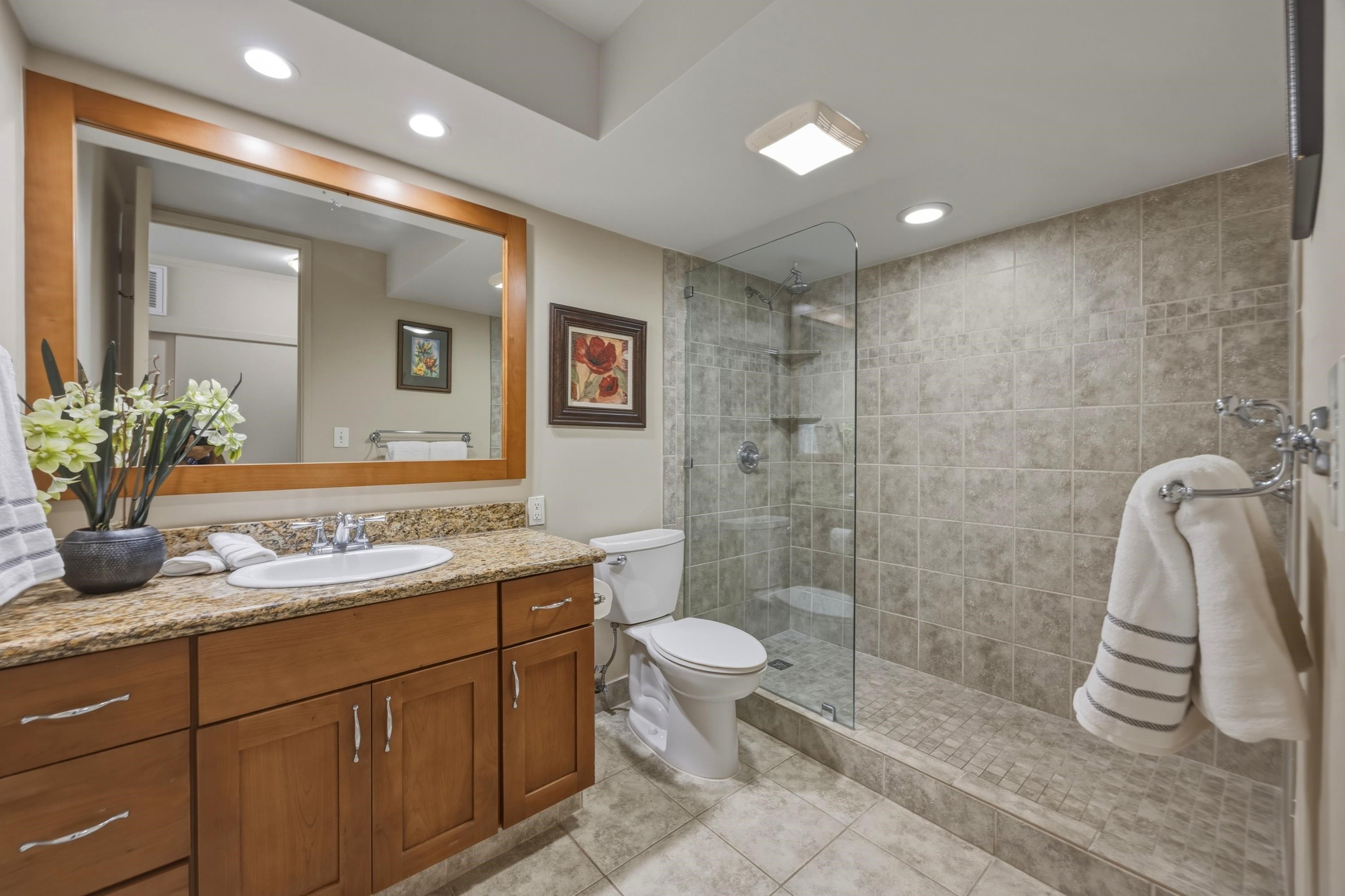 Lahaina Shores condo # 314, Lahaina, Hawaii - photo 11 of 29