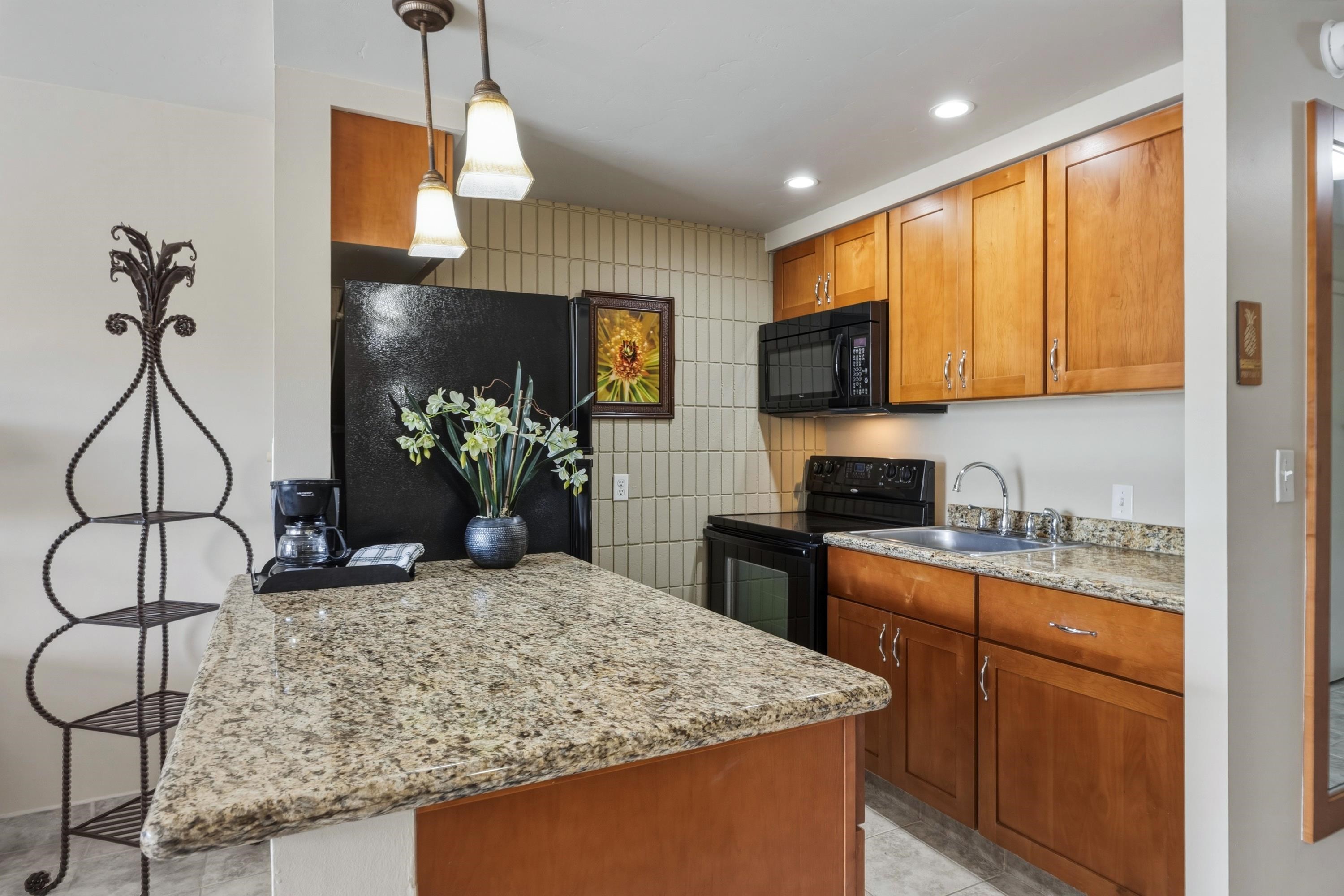 Lahaina Shores condo # 314, Lahaina, Hawaii - photo 7 of 29