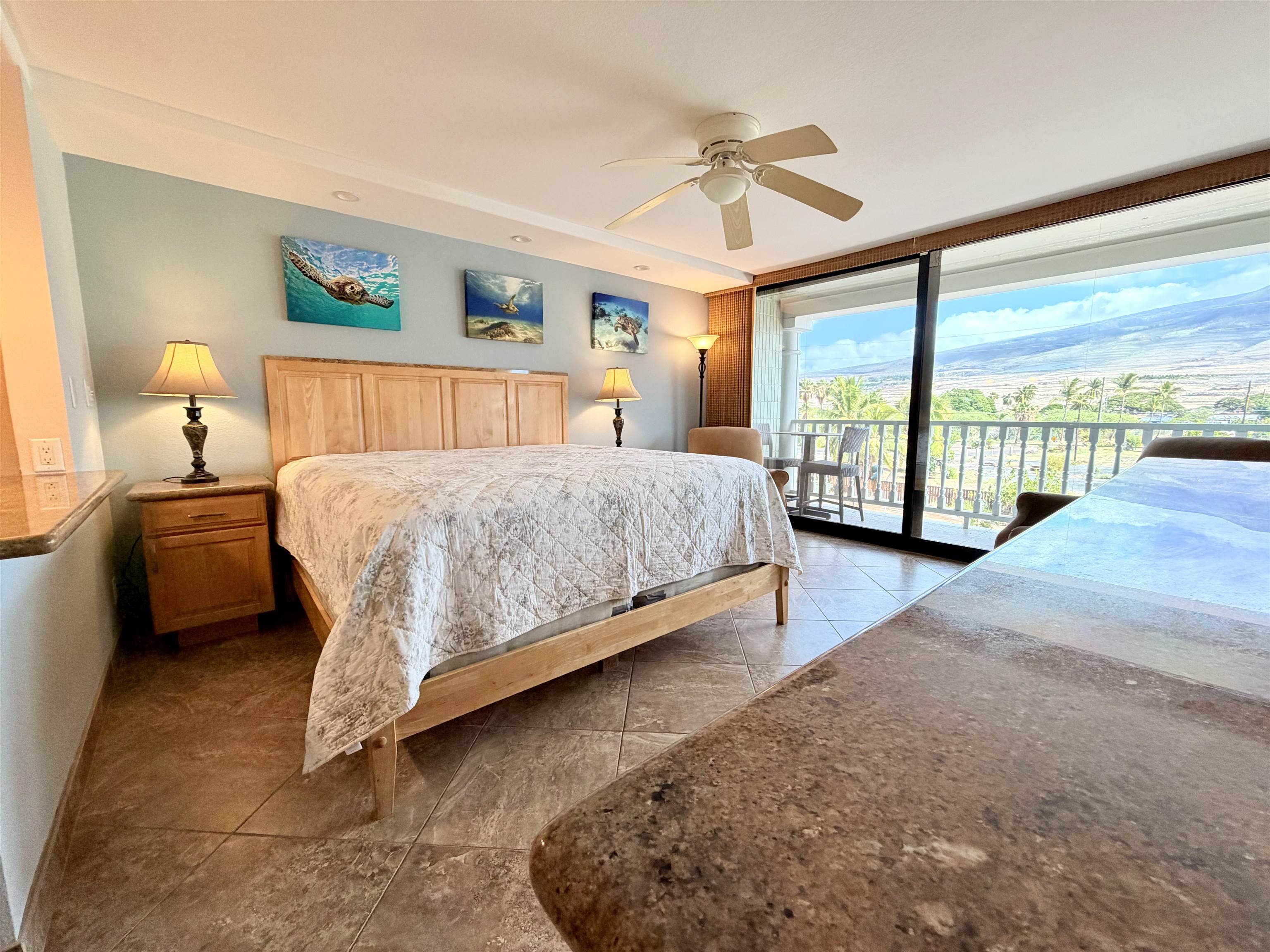 Lahaina Shores condo # 320, Lahaina, Hawaii - photo 11 of 41