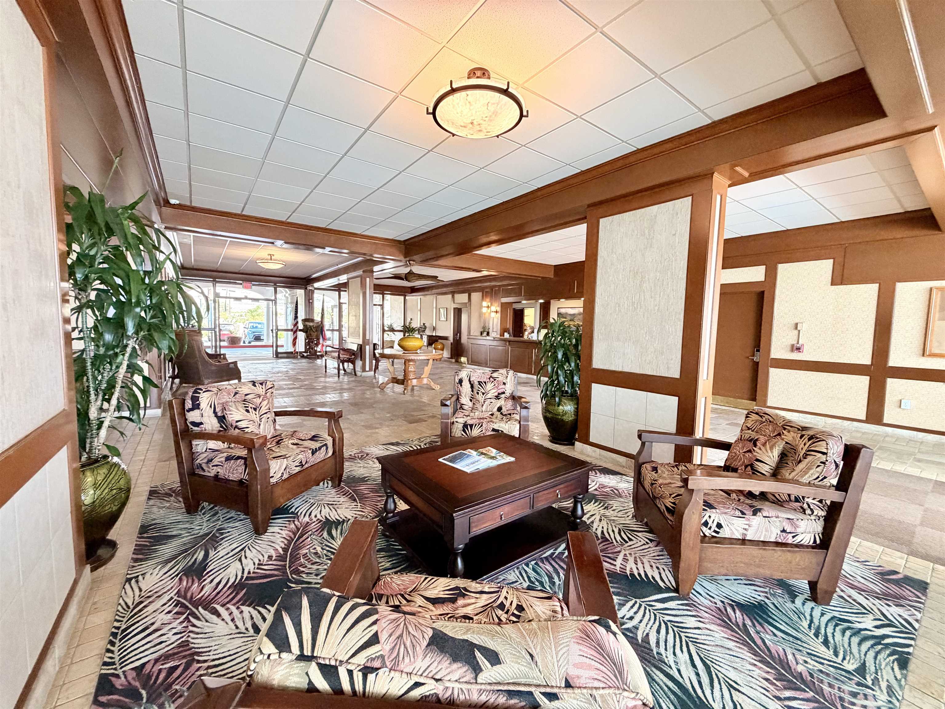 Lahaina Shores condo # 320, Lahaina, Hawaii - photo 37 of 41