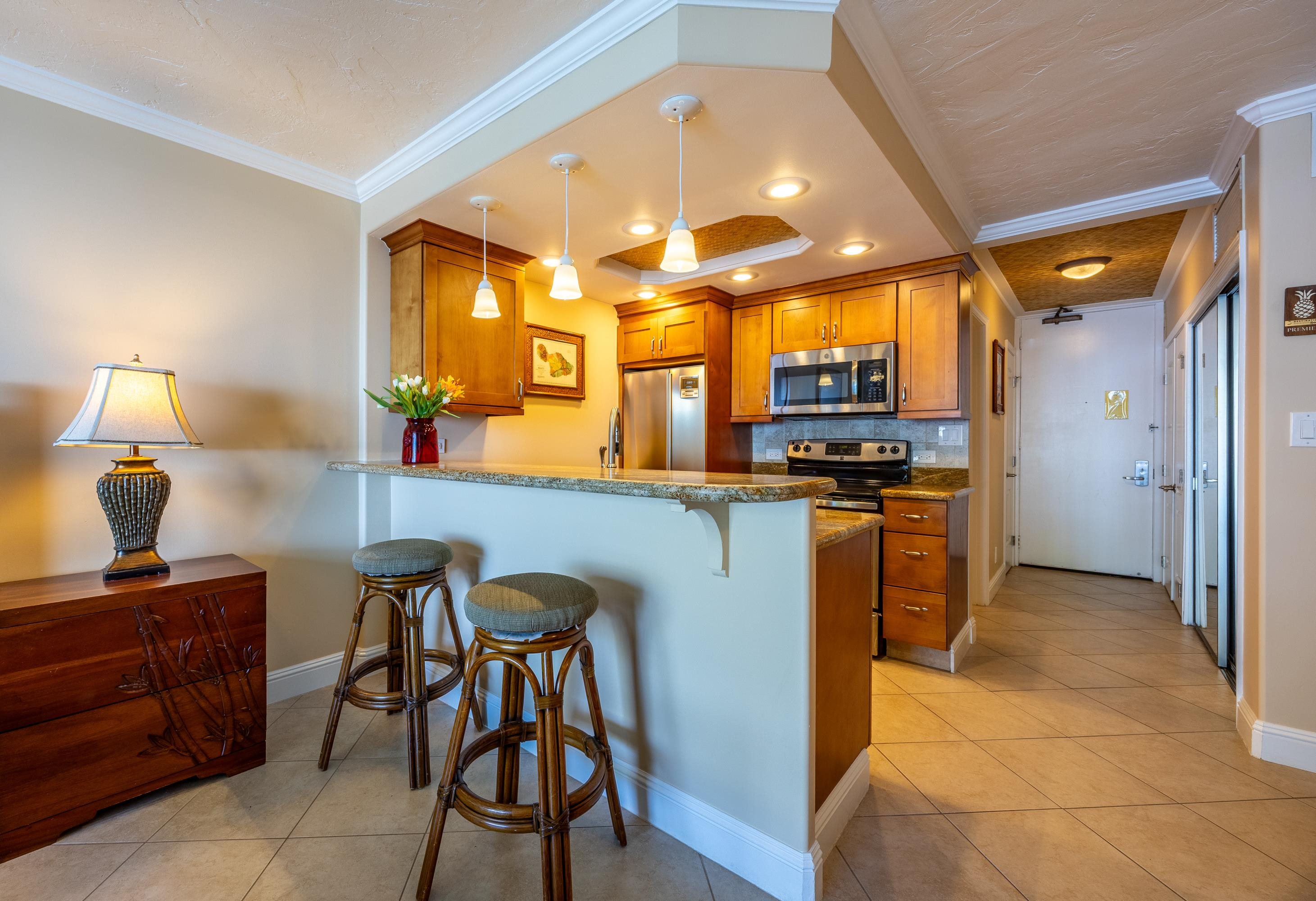 Lahaina Shores condo # 327, Lahaina, Hawaii - photo 10 of 27