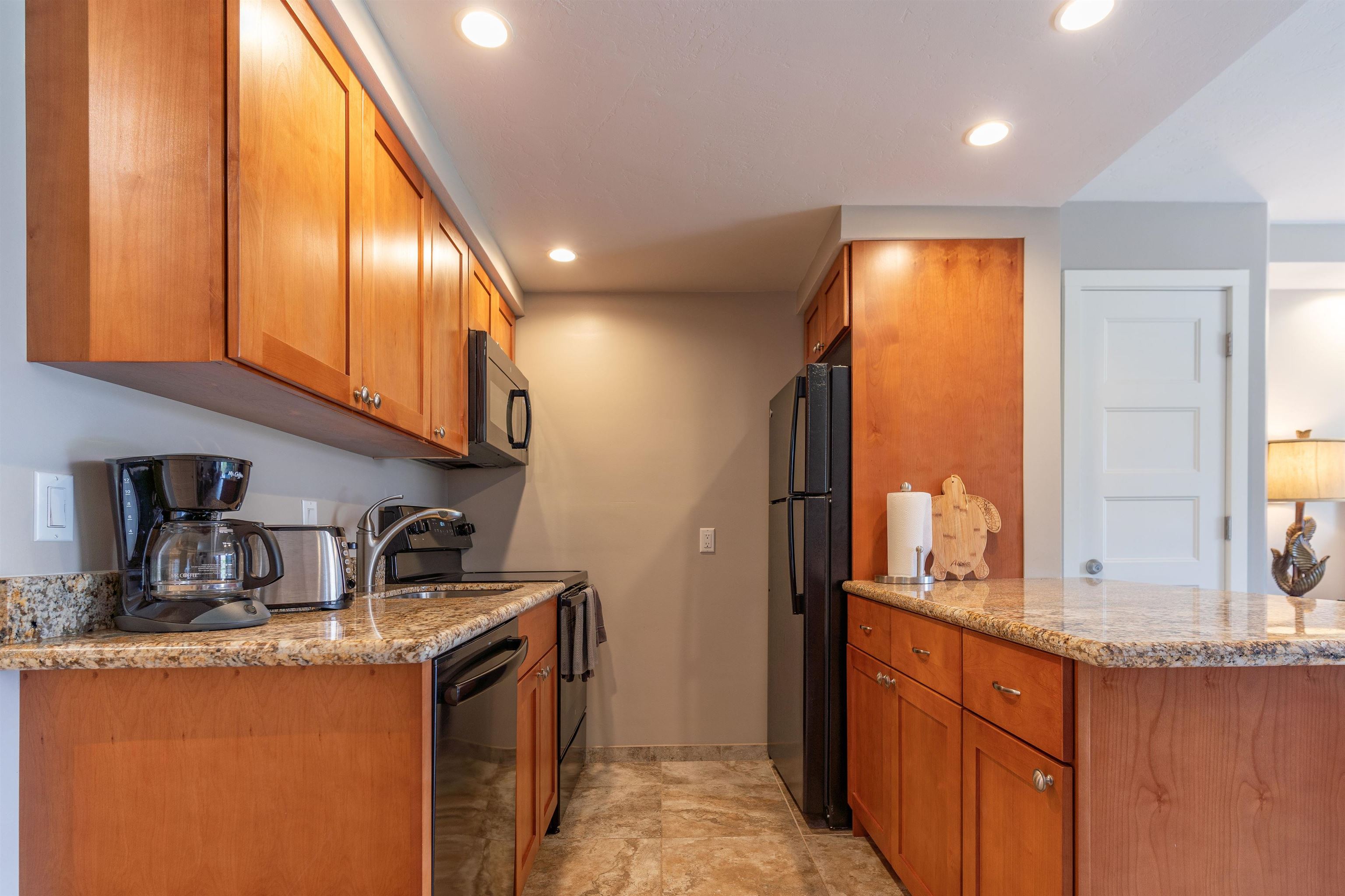 Lahaina Shores condo # 332, Lahaina, Hawaii - photo 2 of 17