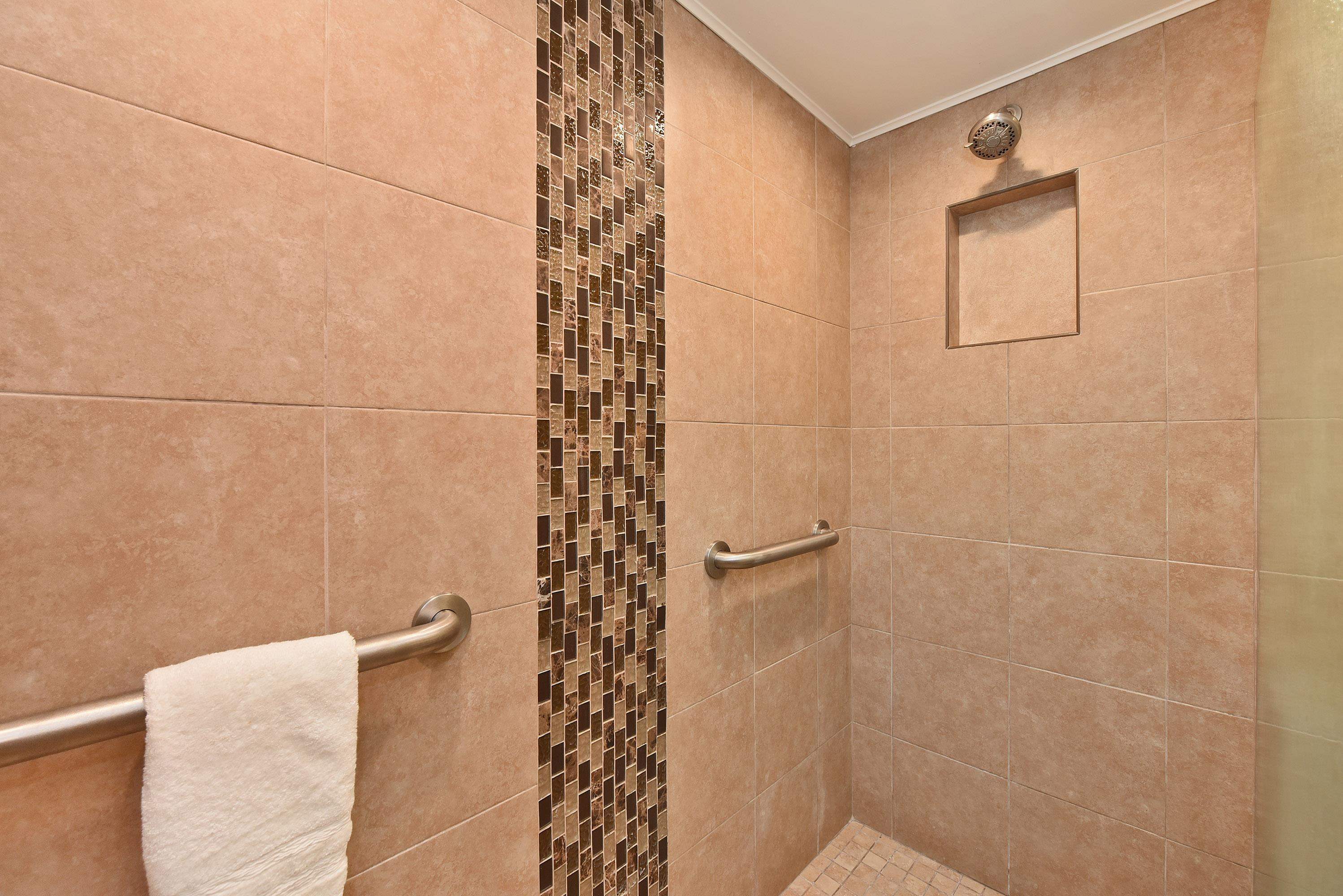 Lahaina Shores condo # 333, Lahaina, Hawaii - photo 22 of 38