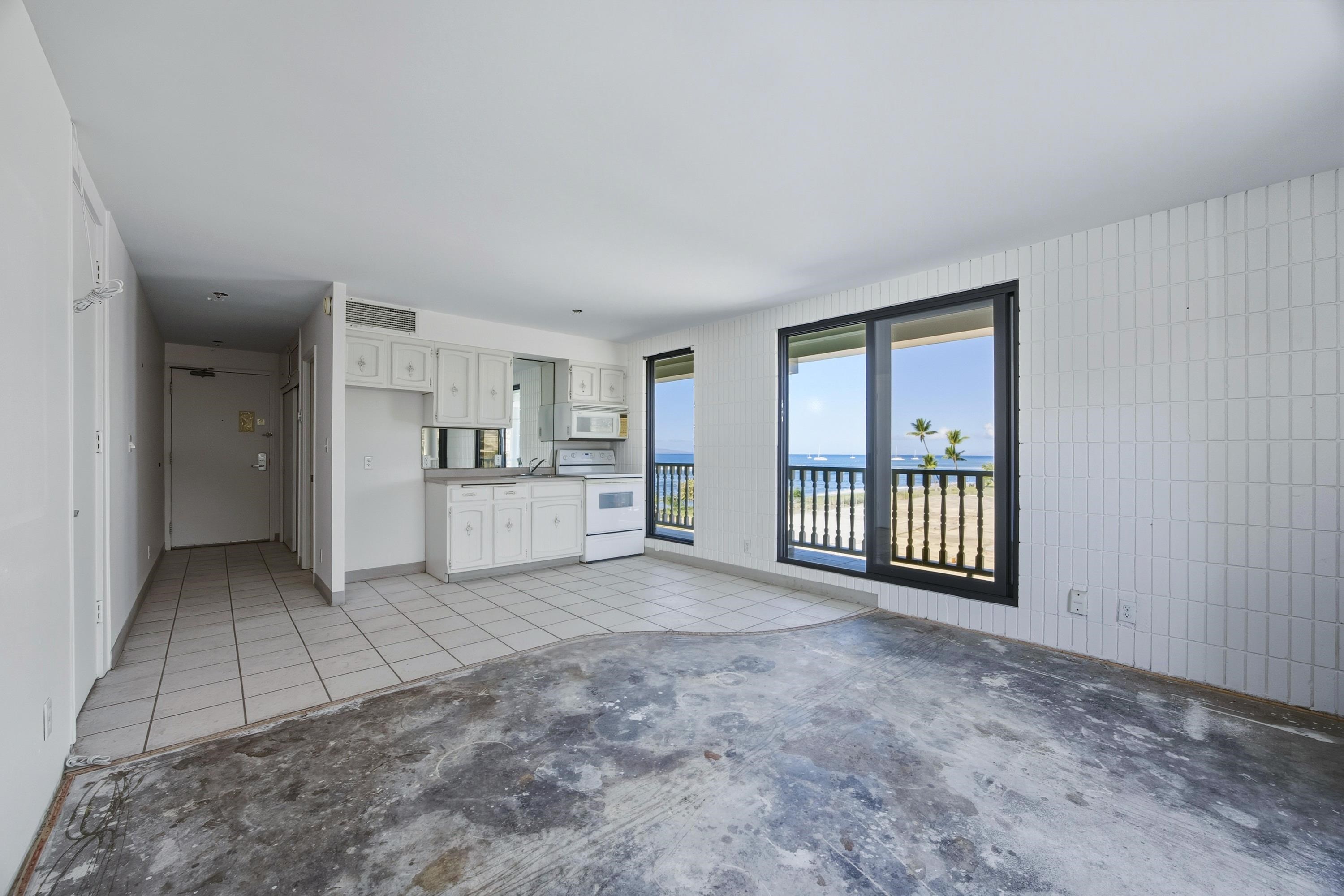 Lahaina Shores condo # 334, Lahaina, Hawaii - photo 2 of 36