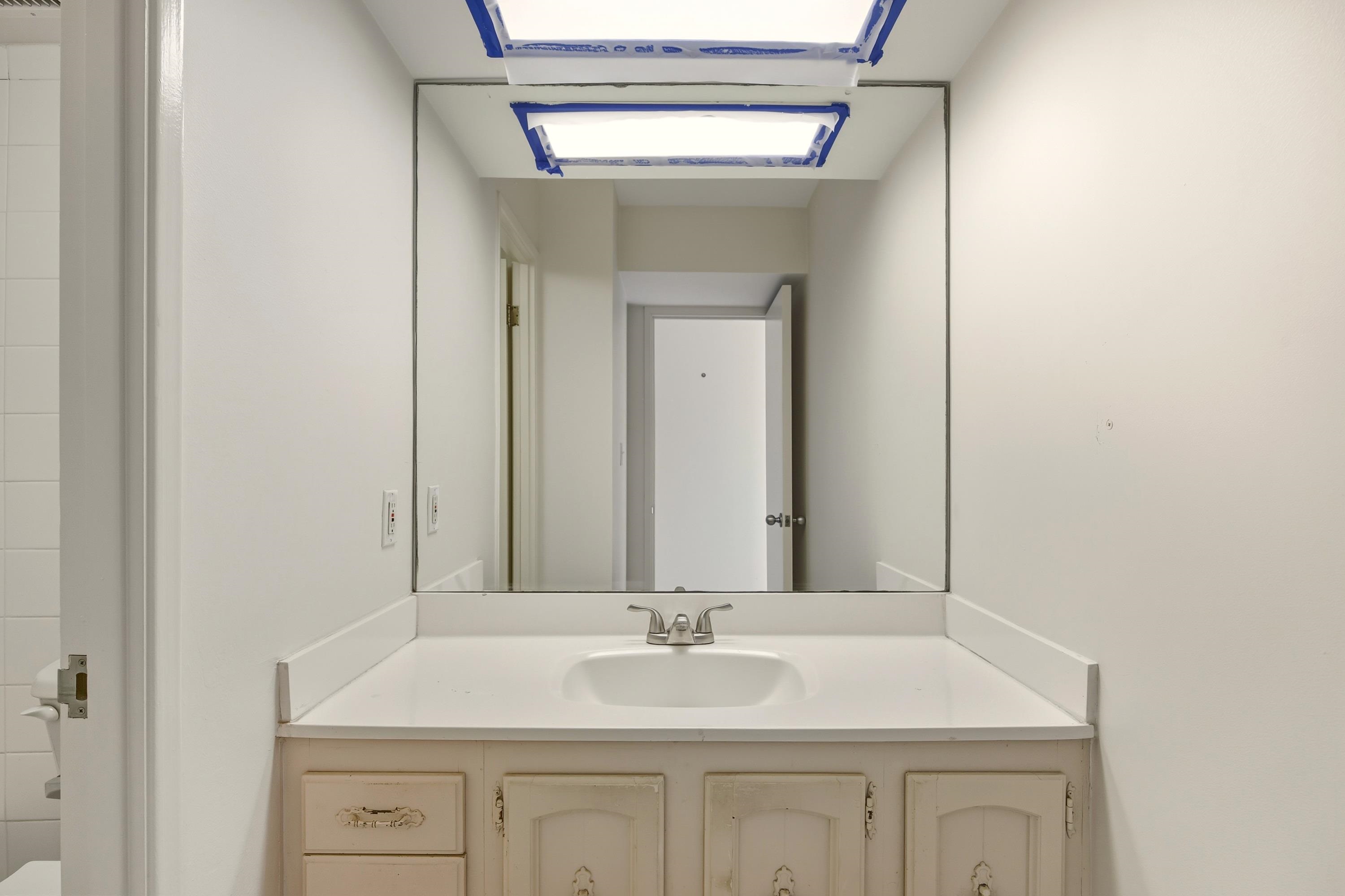 Lahaina Shores condo # 334, Lahaina, Hawaii - photo 11 of 36