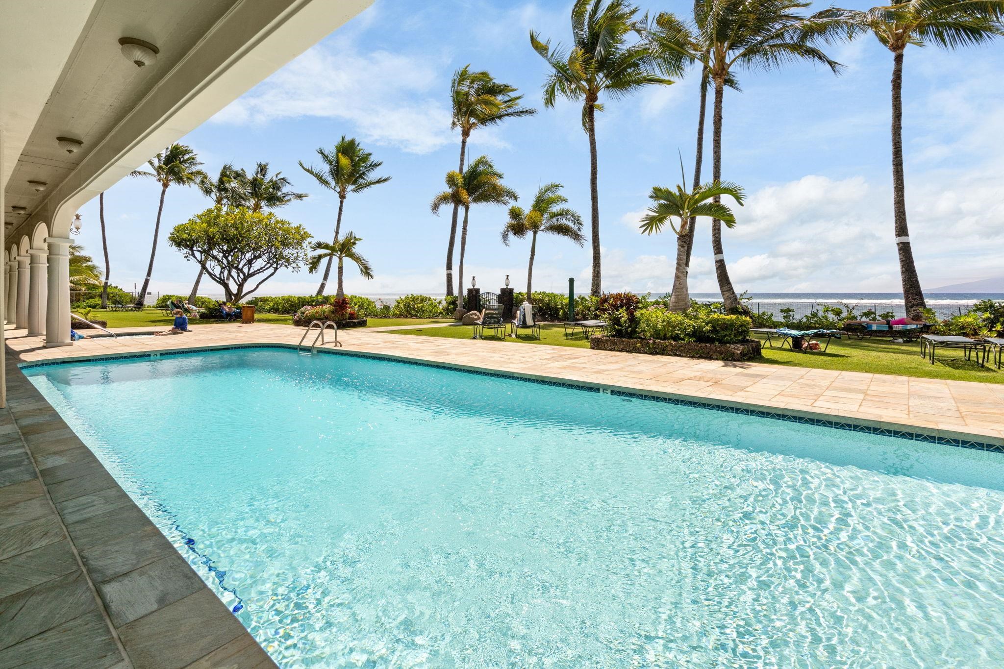 Lahaina Shores condo # 402, Lahaina, Hawaii - photo 28 of 34