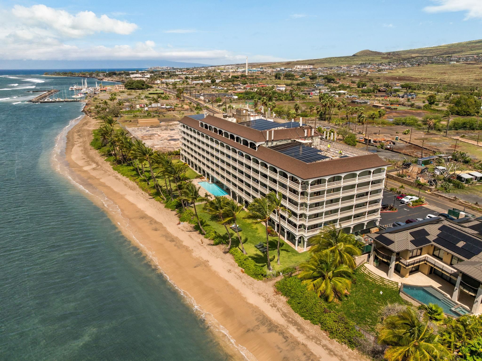 Lahaina Shores condo # 402, Lahaina, Hawaii - photo 4 of 34