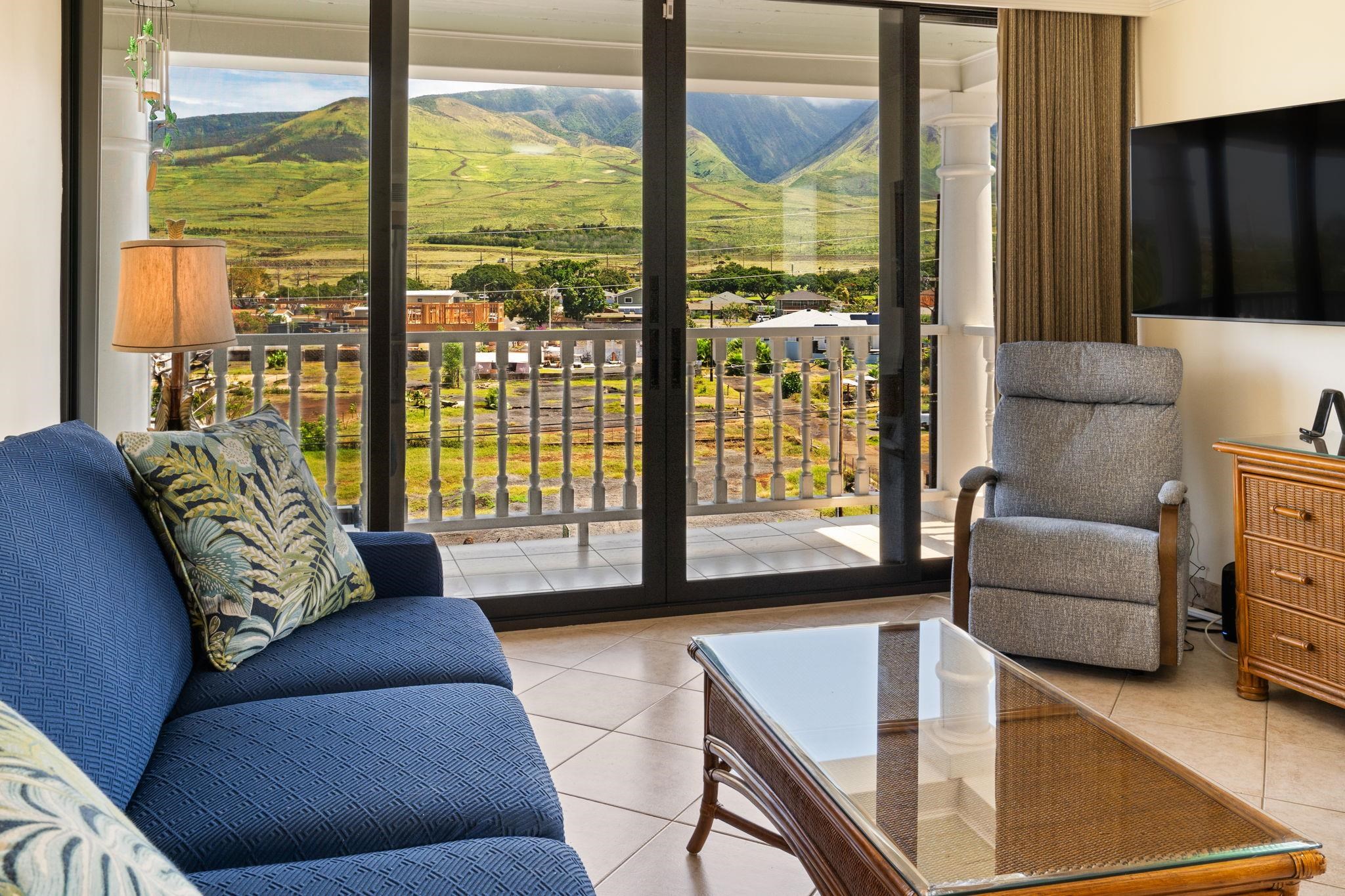 Lahaina Shores condo # 402, Lahaina, Hawaii - photo 3 of 34