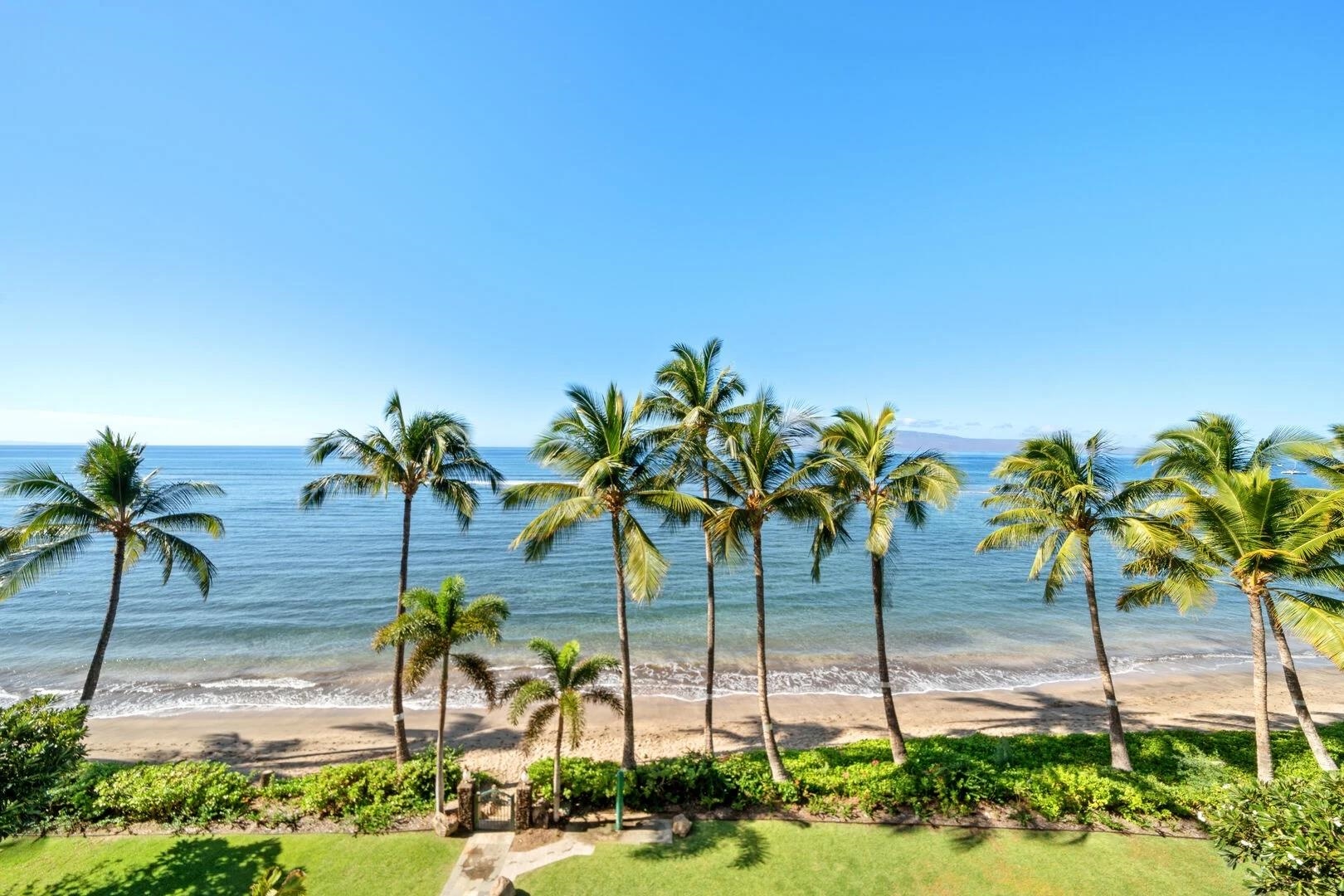 Lahaina Shores condo # 419, Lahaina, Hawaii - photo 8 of 27