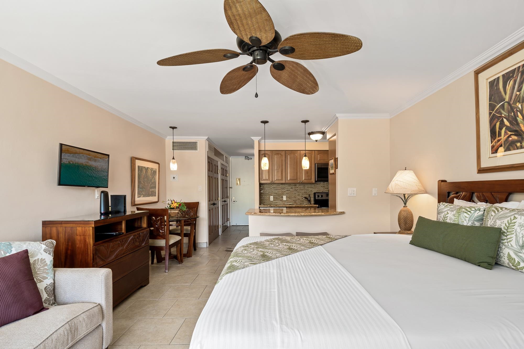 Lahaina Shores condo # 424, Lahaina, Hawaii - photo 20 of 44