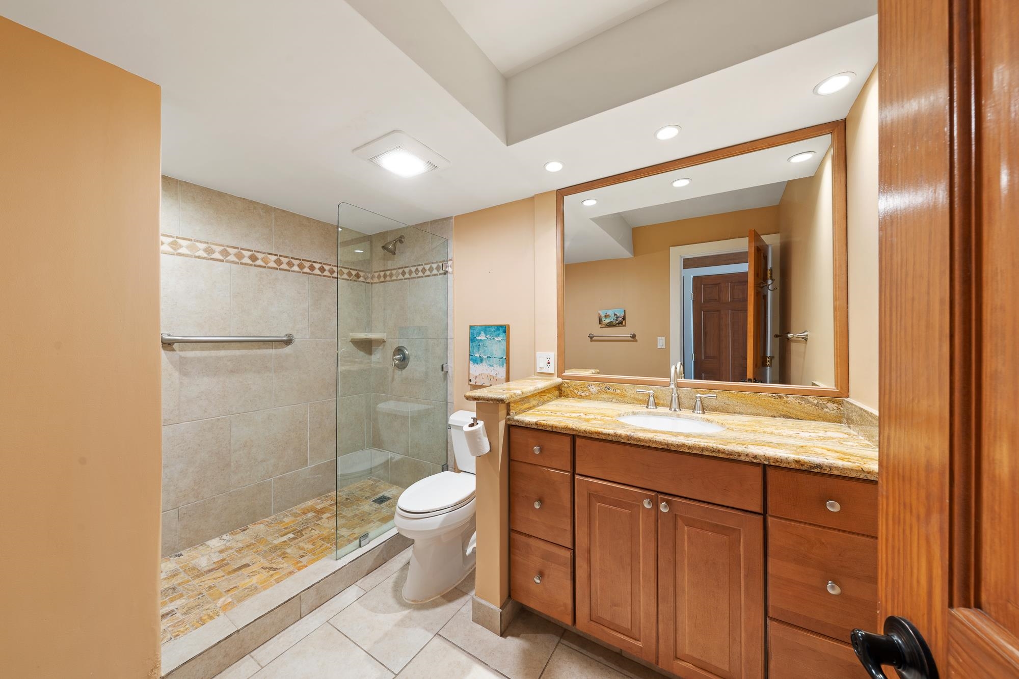 Lahaina Shores condo # 424, Lahaina, Hawaii - photo 27 of 44