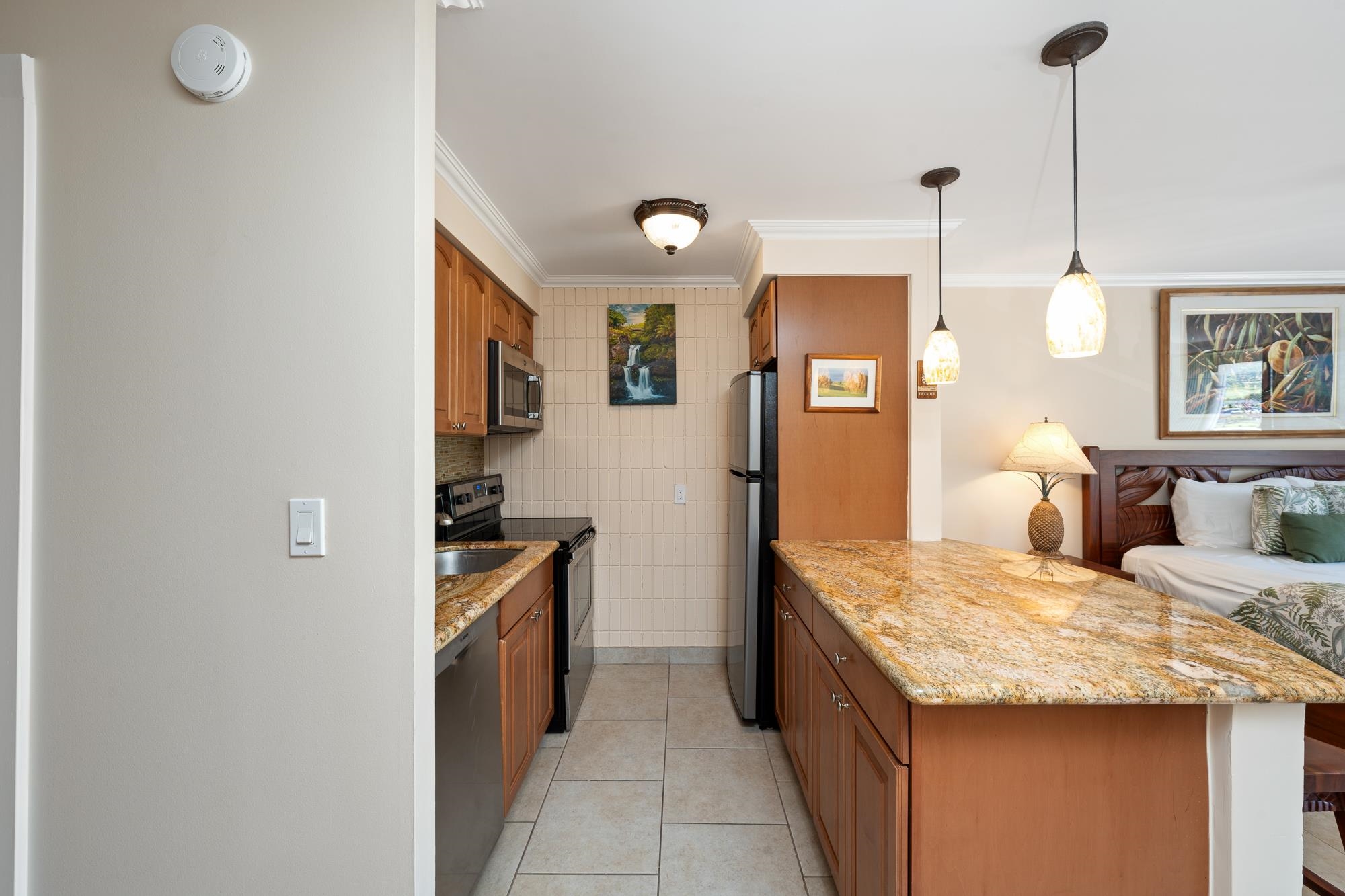 Lahaina Shores condo # 424, Lahaina, Hawaii - photo 5 of 44