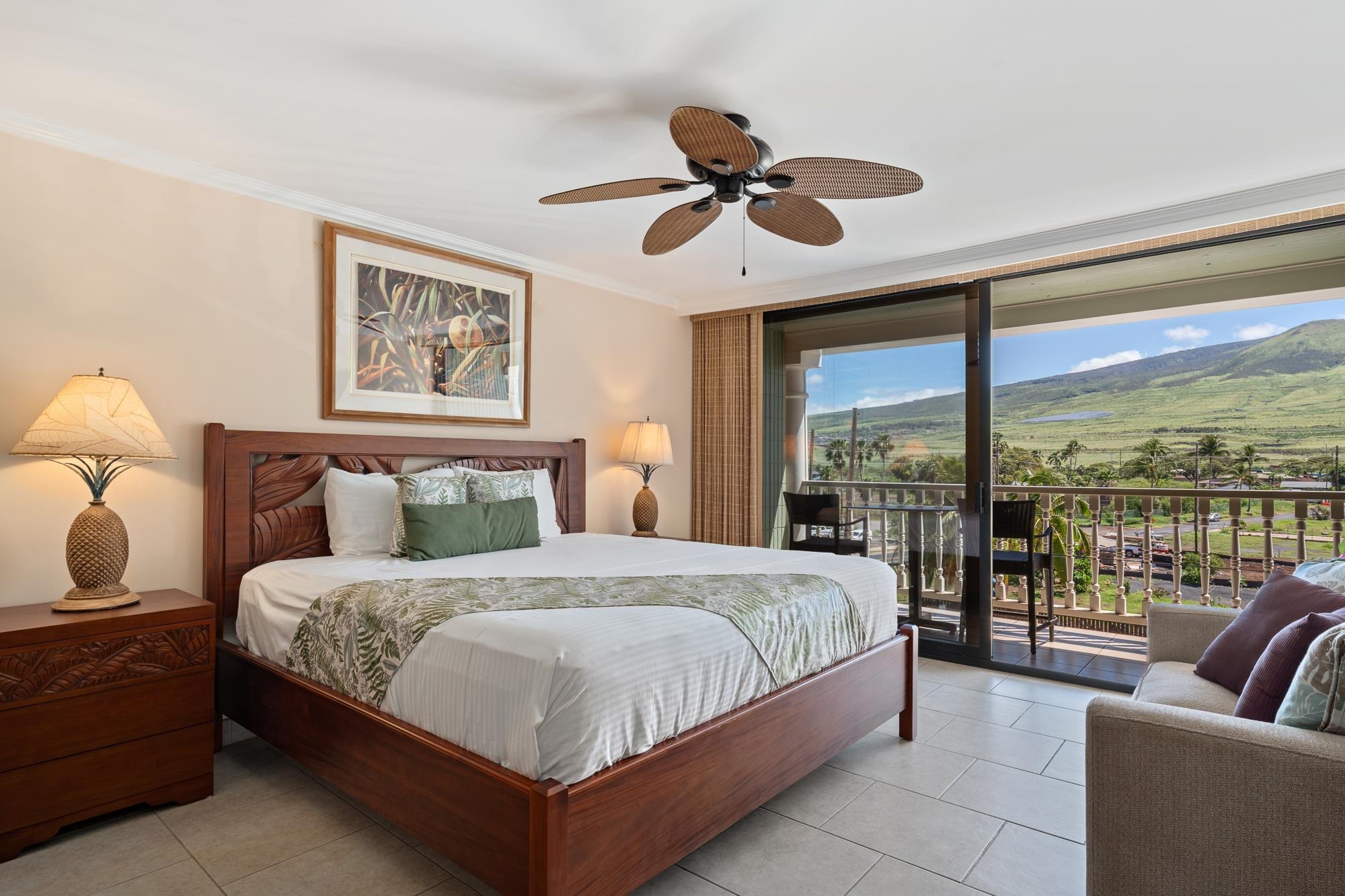 Lahaina Shores condo # 424, Lahaina, Hawaii - photo 10 of 44