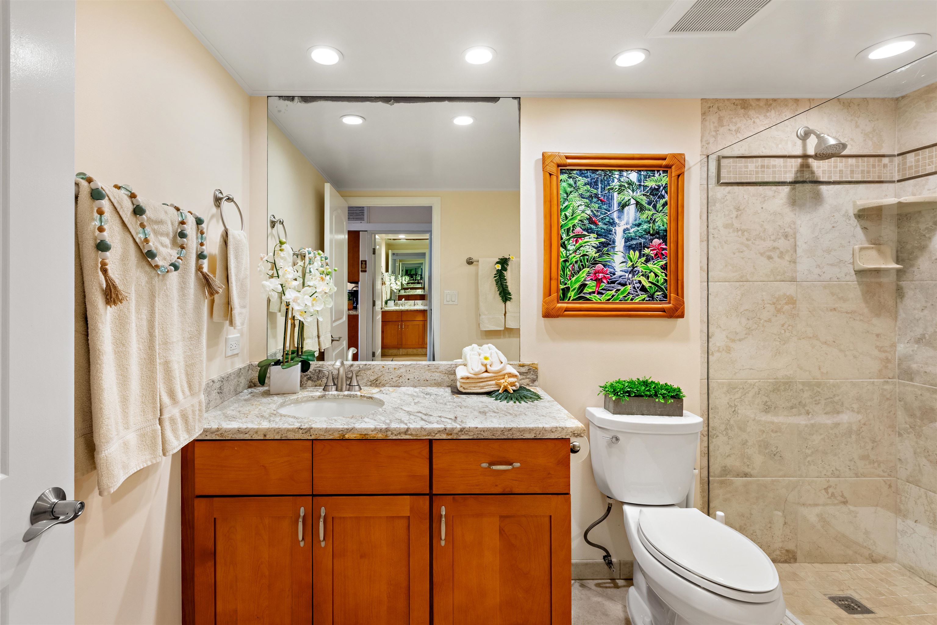 Lahaina Shores condo # 430, Lahaina, Hawaii - photo 17 of 19