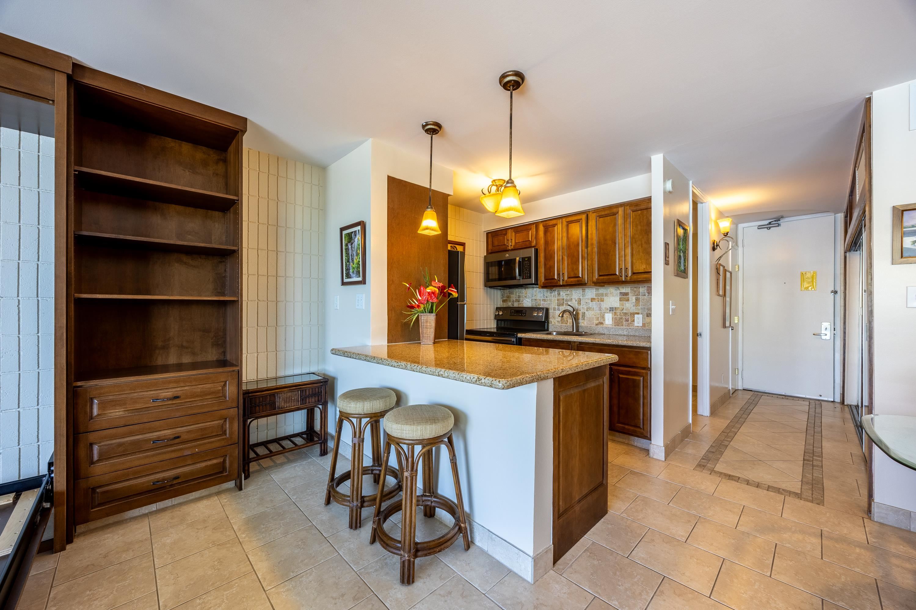 Lahaina Shores condo # 431, Lahaina, Hawaii - photo 11 of 41