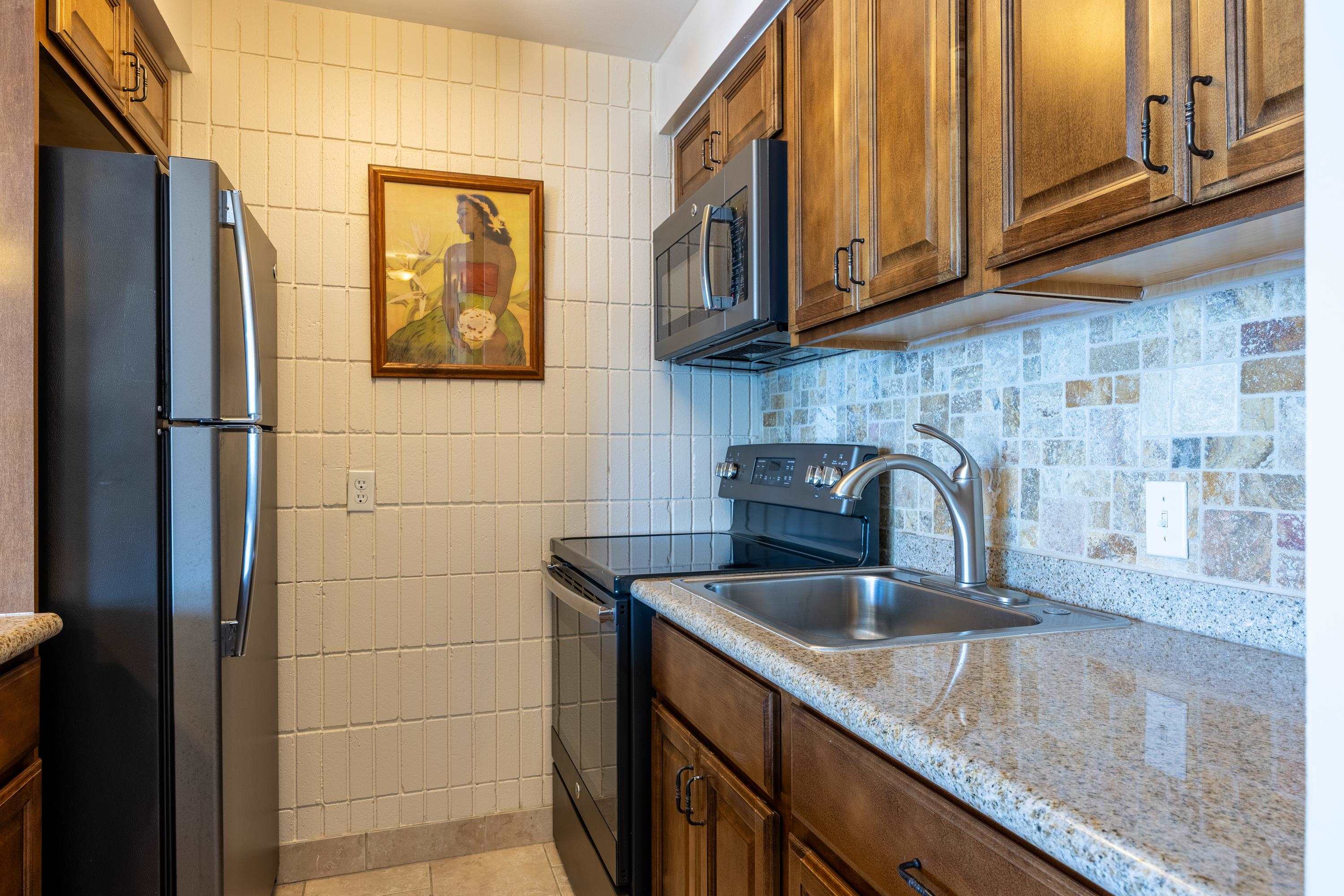 Lahaina Shores condo # 431, Lahaina, Hawaii - photo 5 of 41