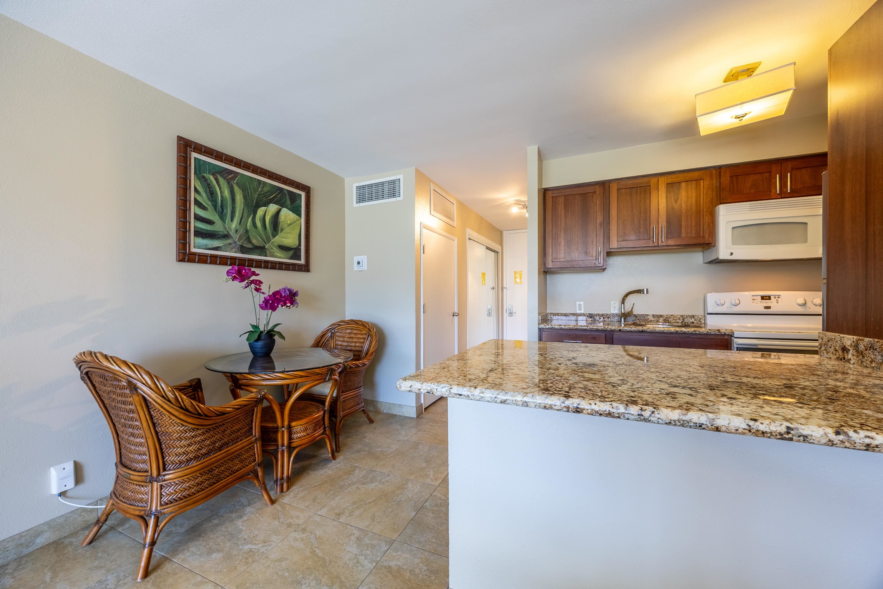 Lahaina Shores condo # 432, Lahaina, Hawaii - photo 12 of 30