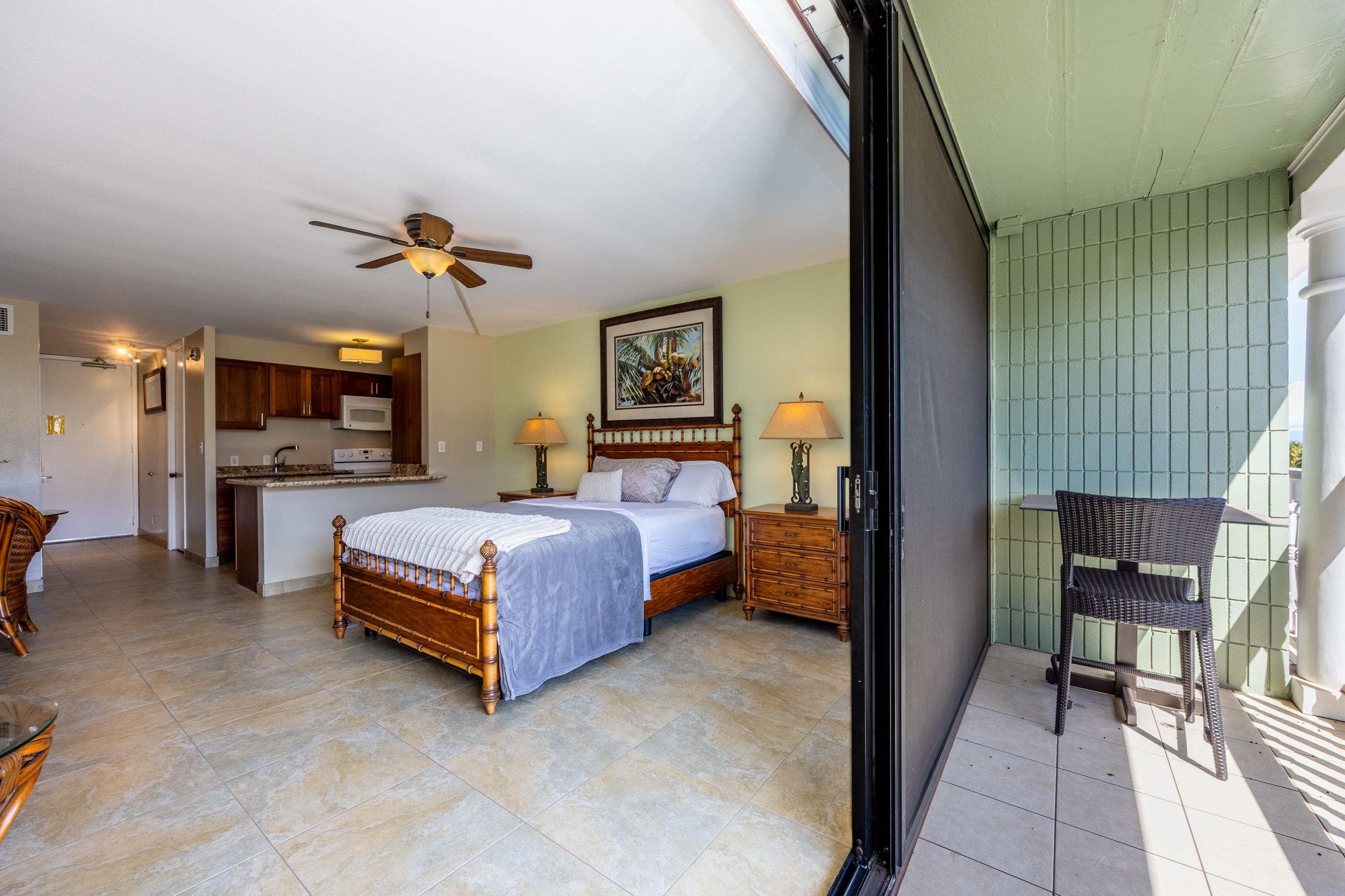 Lahaina Shores condo # 432, Lahaina, Hawaii - photo 7 of 30