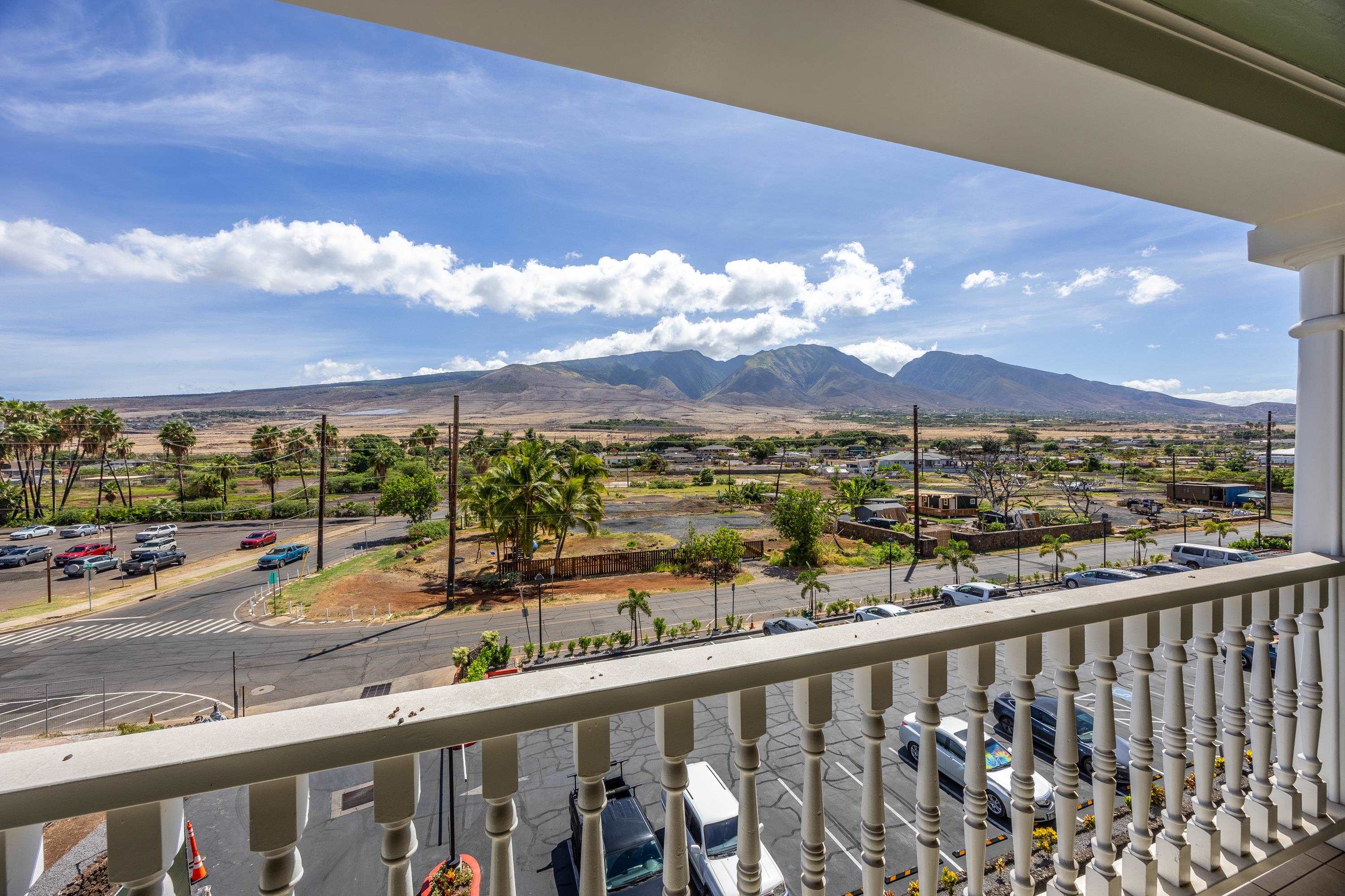 Lahaina Shores condo # 432, Lahaina, Hawaii - photo 8 of 30