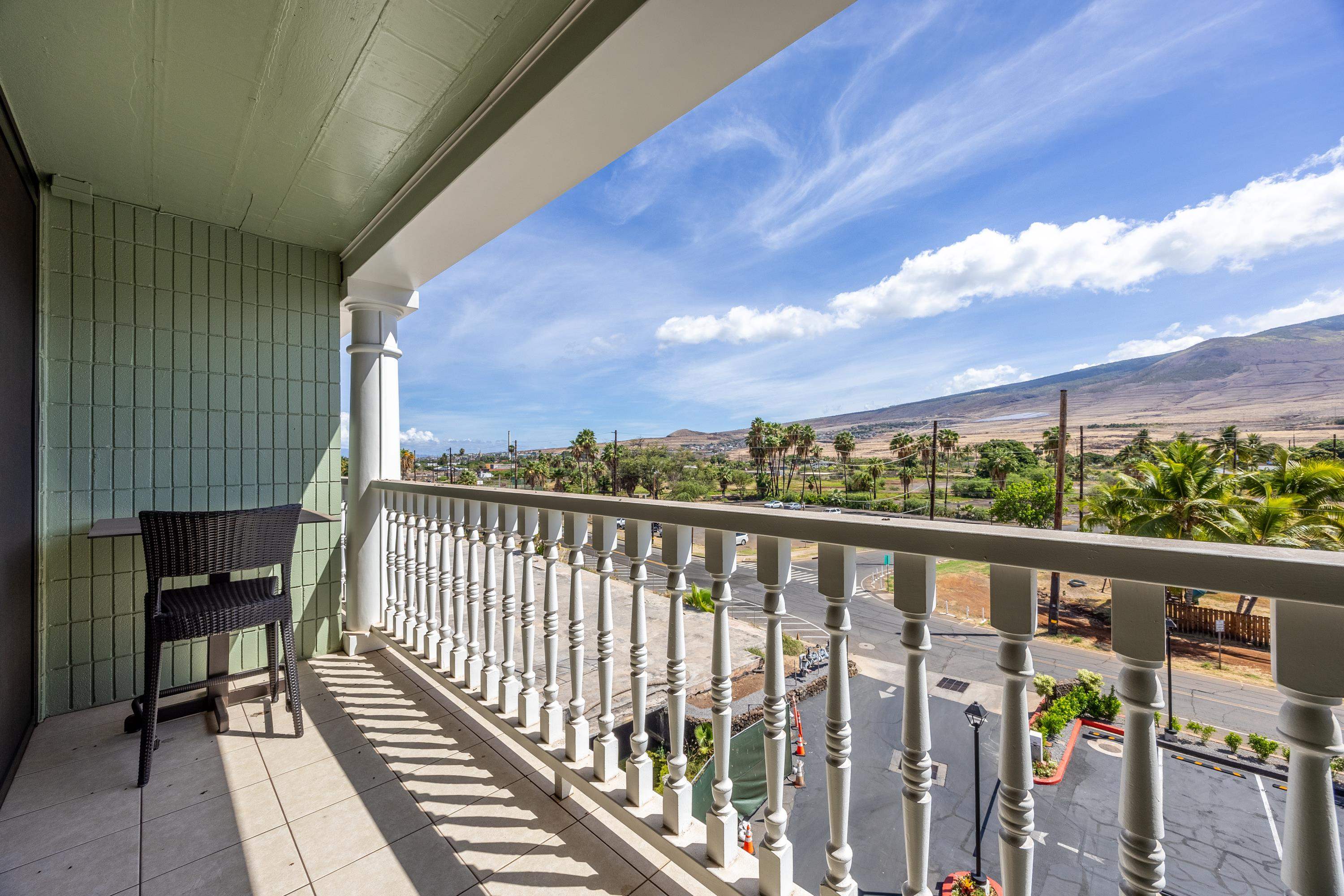 Lahaina Shores condo # 432, Lahaina, Hawaii - photo 10 of 30