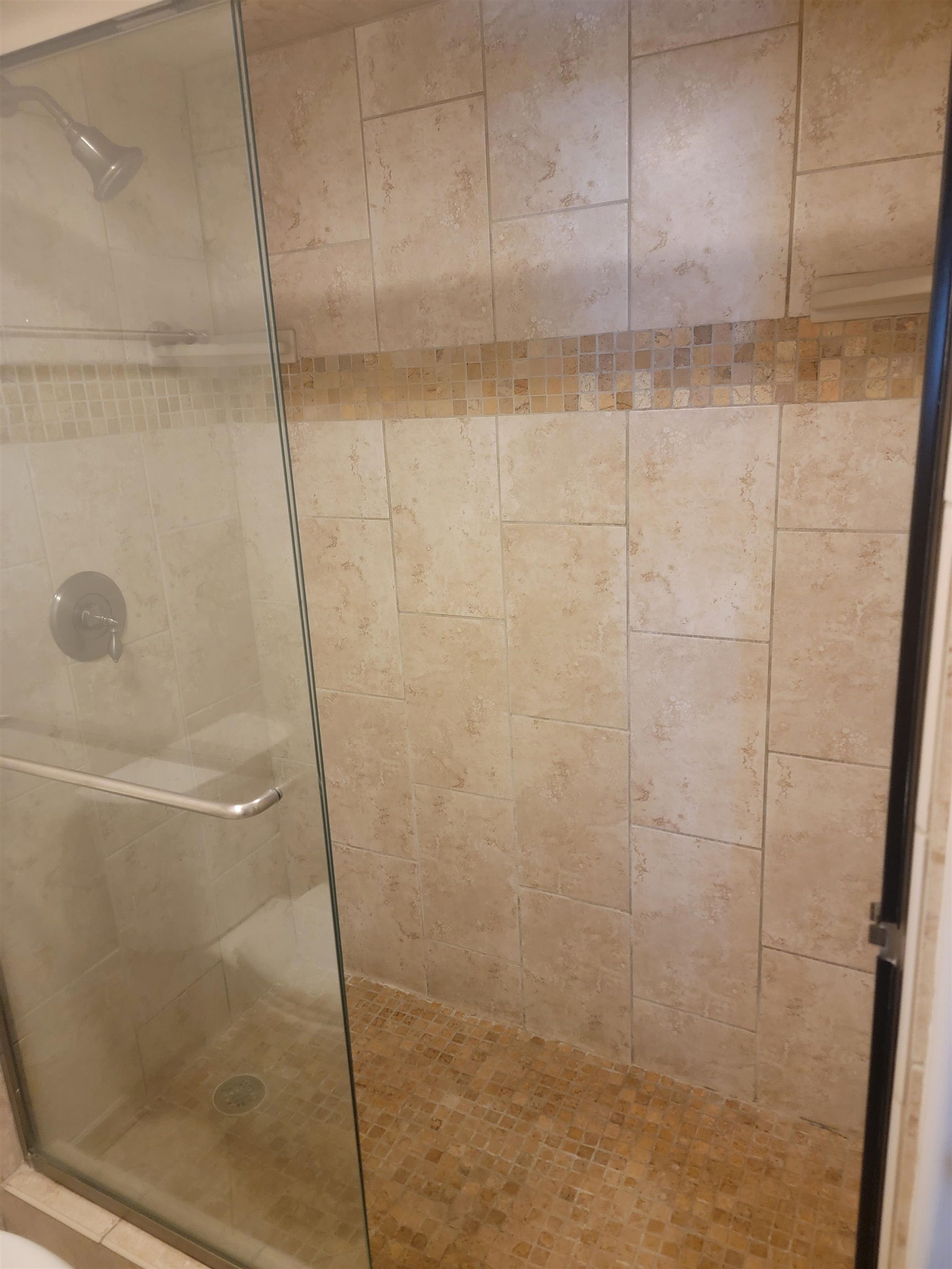 Lahaina Shores condo # 507, Lahaina, Hawaii - photo 4 of 5