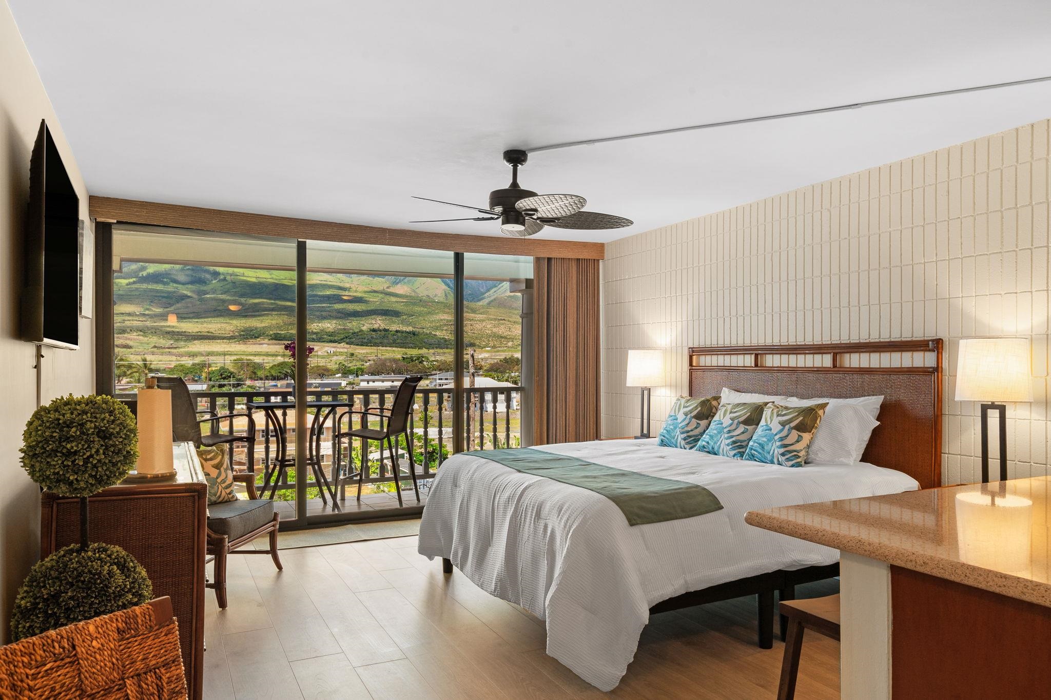Lahaina Shores condo # 522, Lahaina, Hawaii - photo 6 of 30