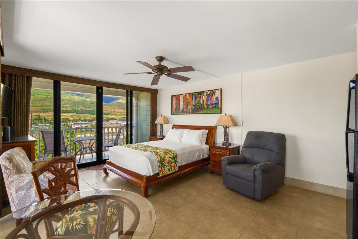 Lahaina Shores condo # 534, Lahaina, Hawaii - photo 4 of 35